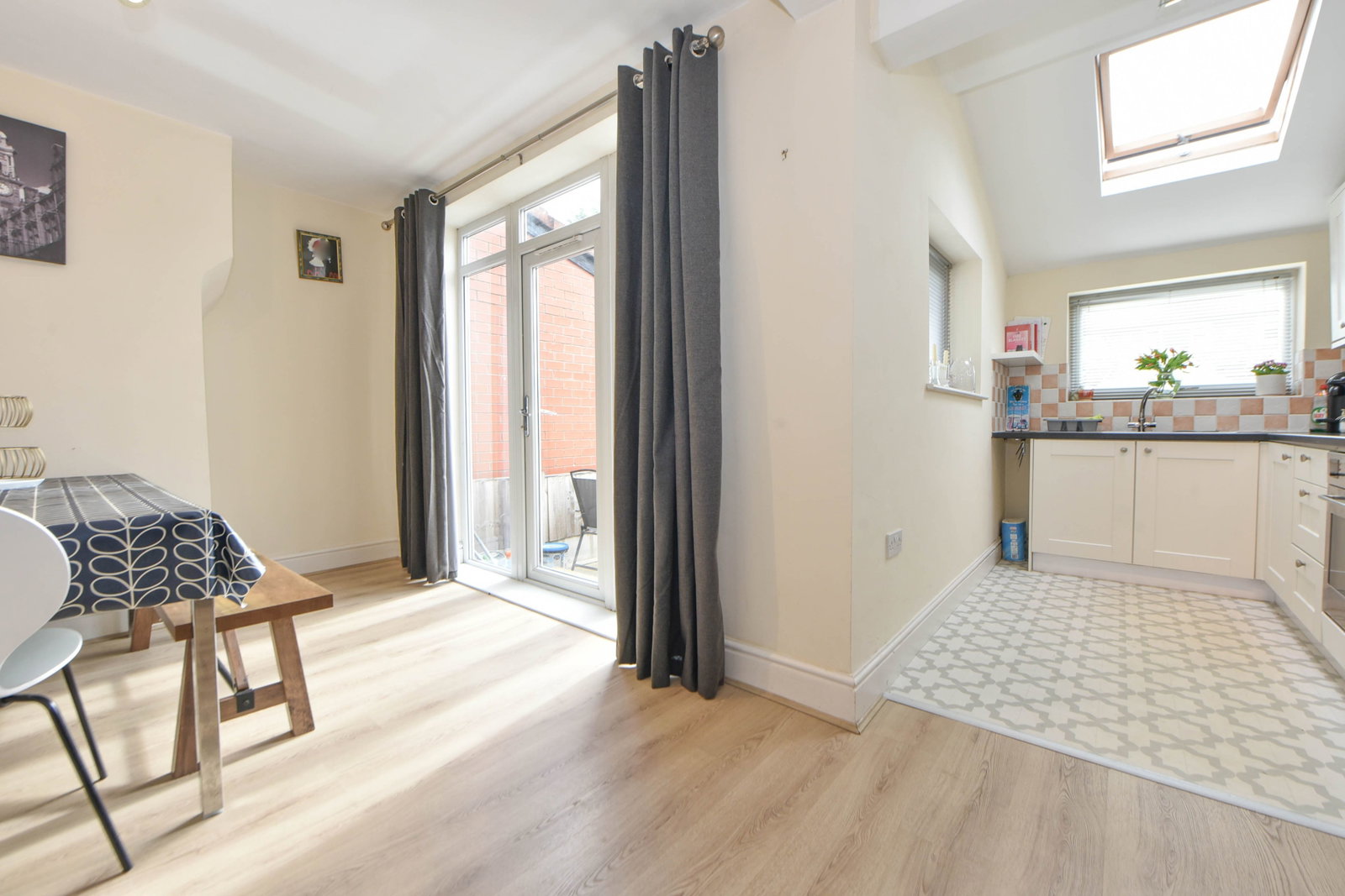 Semi Detached House for sale in Altrincham, St. Albans Crescent, West Timperley, Altrincham, WA14 5NY
