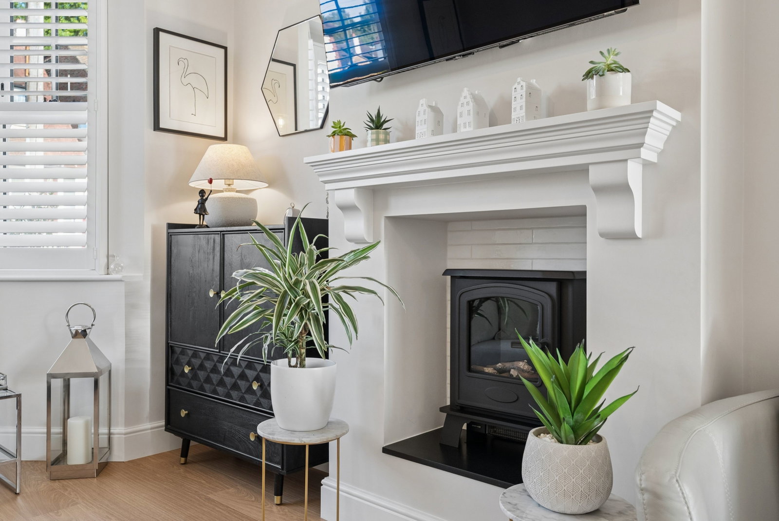 End Of Terrace House for sale in Rickmansworth, North Road, Chorleywood