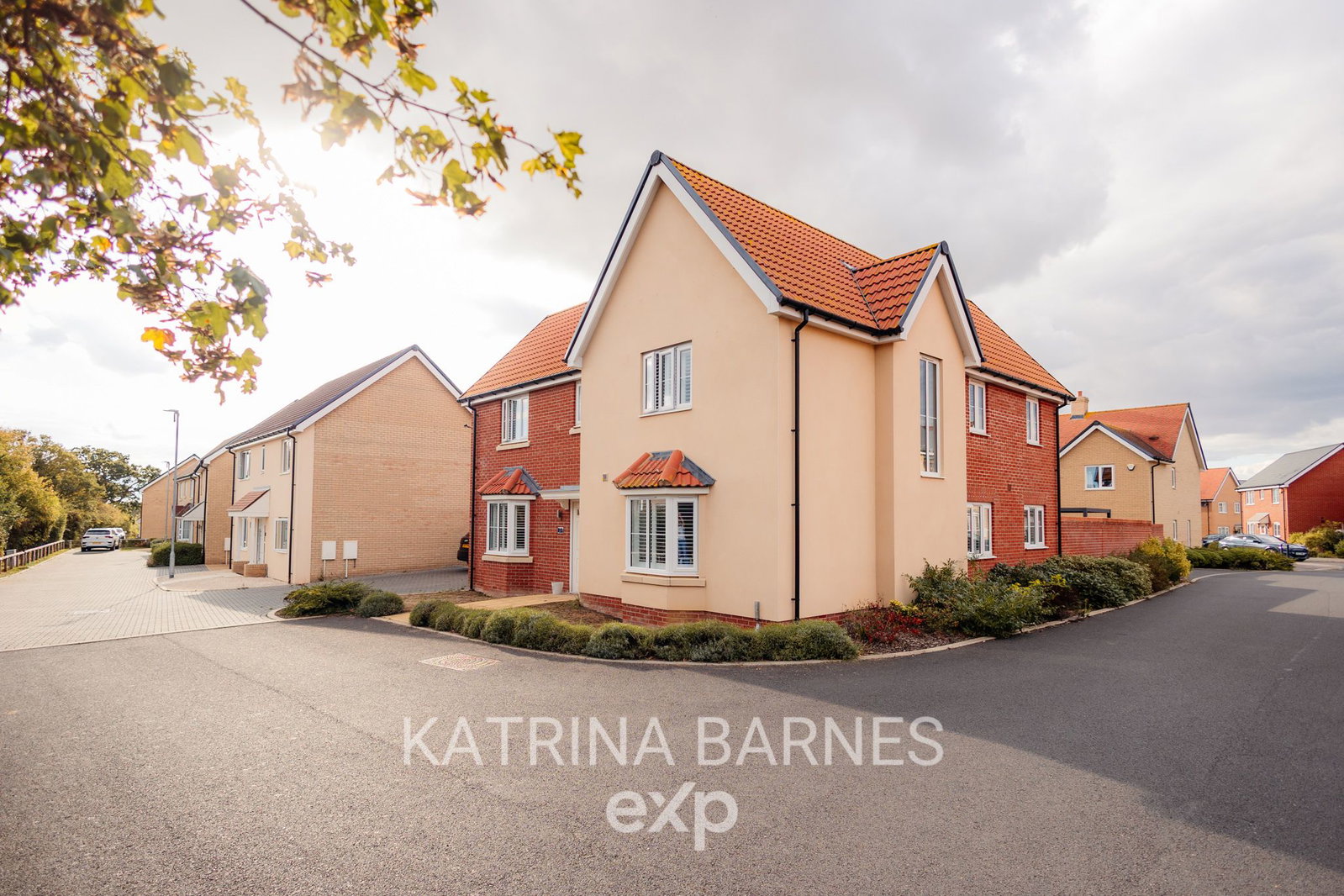 Detached House for sale in Cressing, Moss End, Cressing, 1722 m²