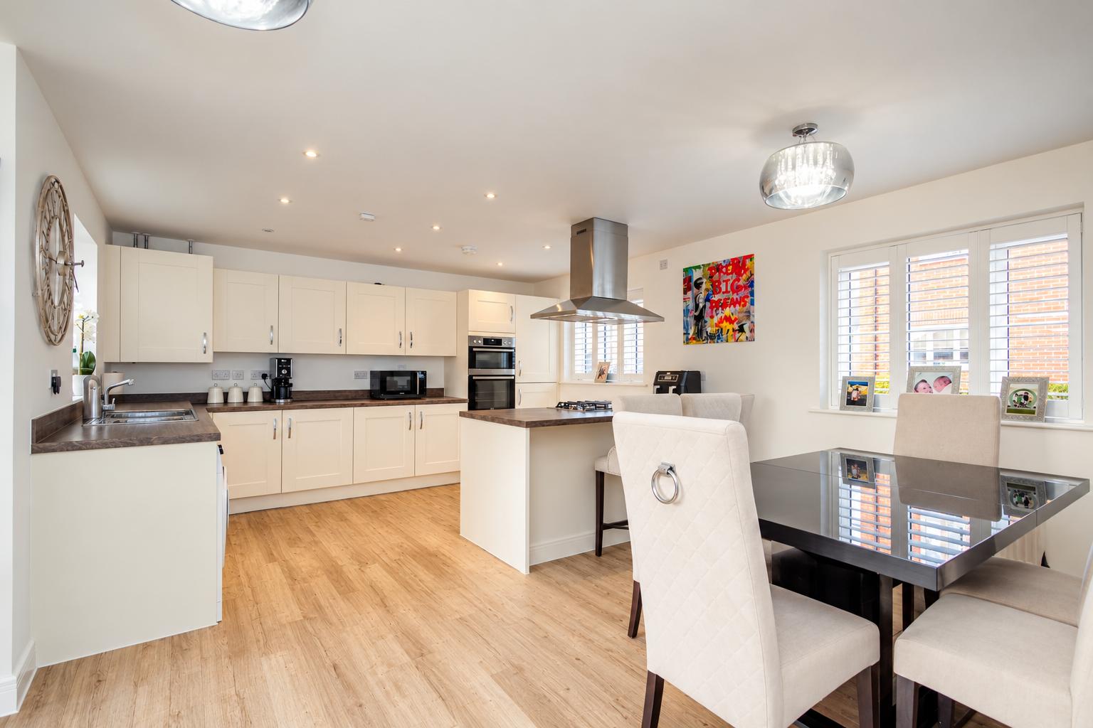 Detached House for sale in Cressing, Moss End, Cressing, 1722 m²