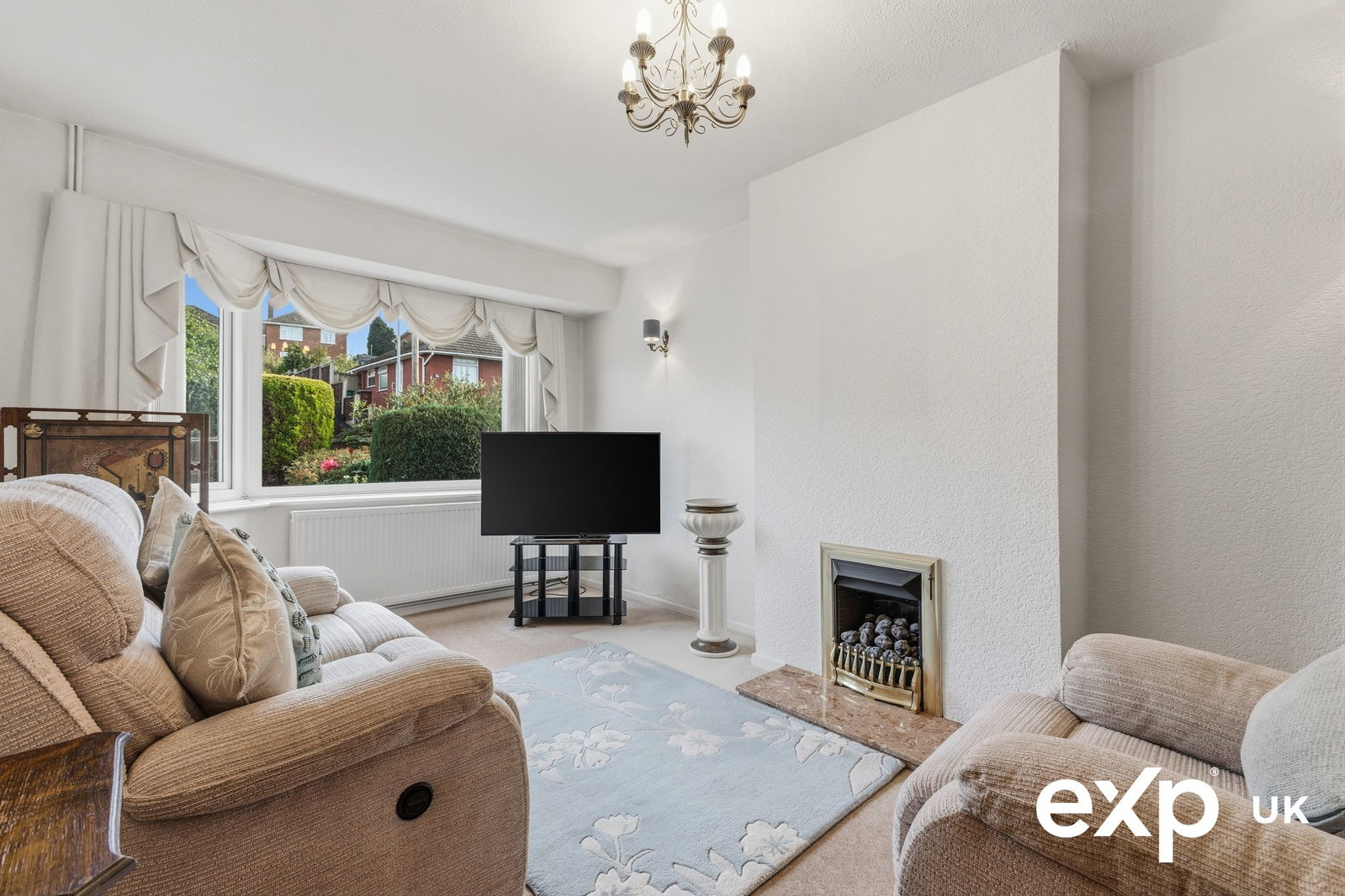 Semi Detached Bungalow for sale in Nottingham, Valetta Road, Arnold, Nottingham, NG5 7JW