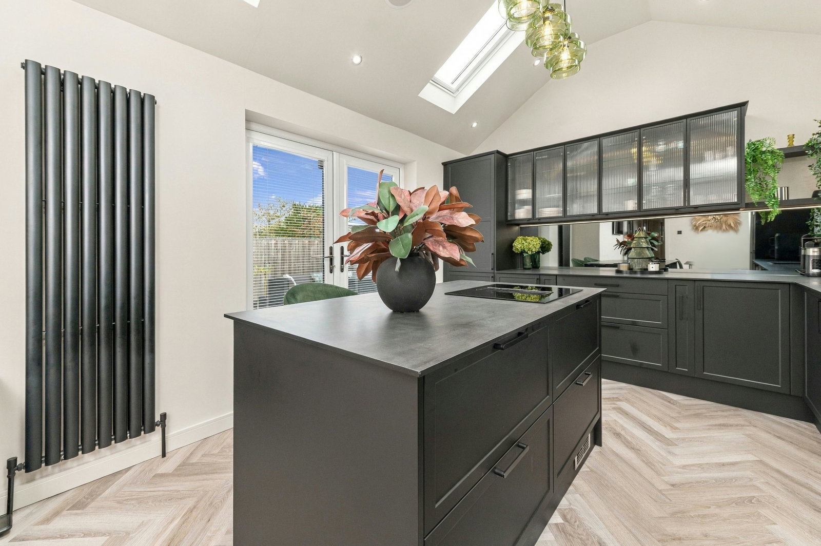 Bungalow for sale in Leeds, Templegate Road, Leeds, LS15 0HF, 965 m²