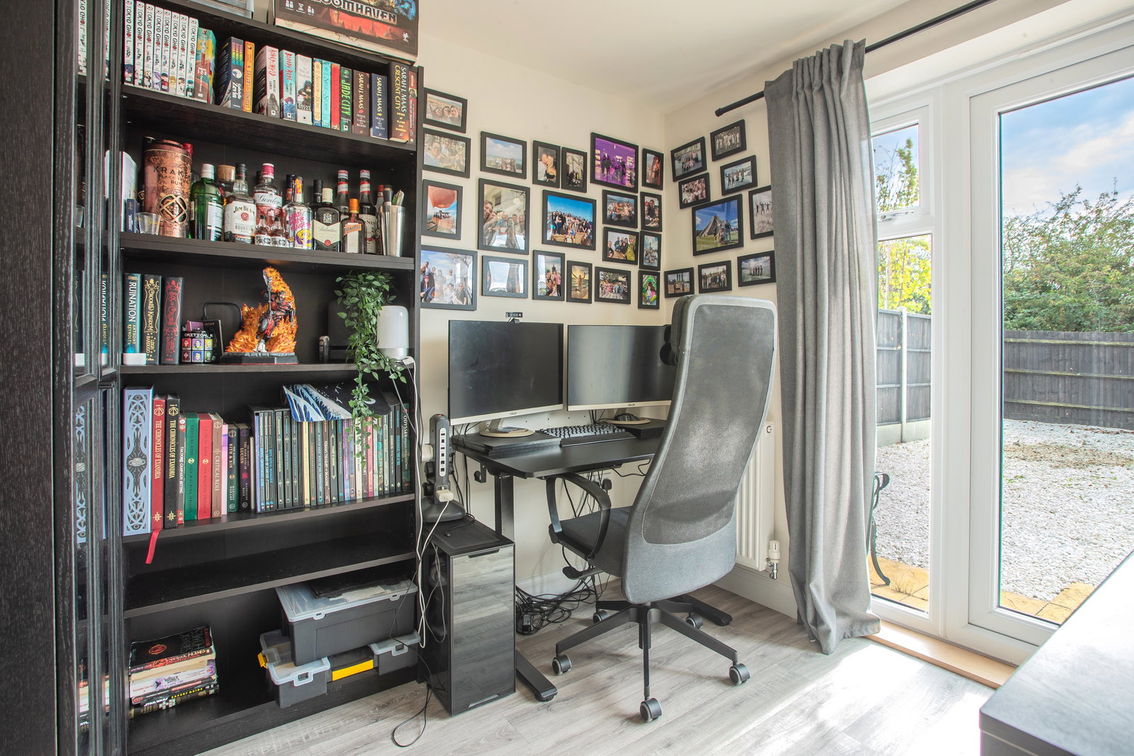 Semi Detached House for sale in Calne, Dew Way, Calne