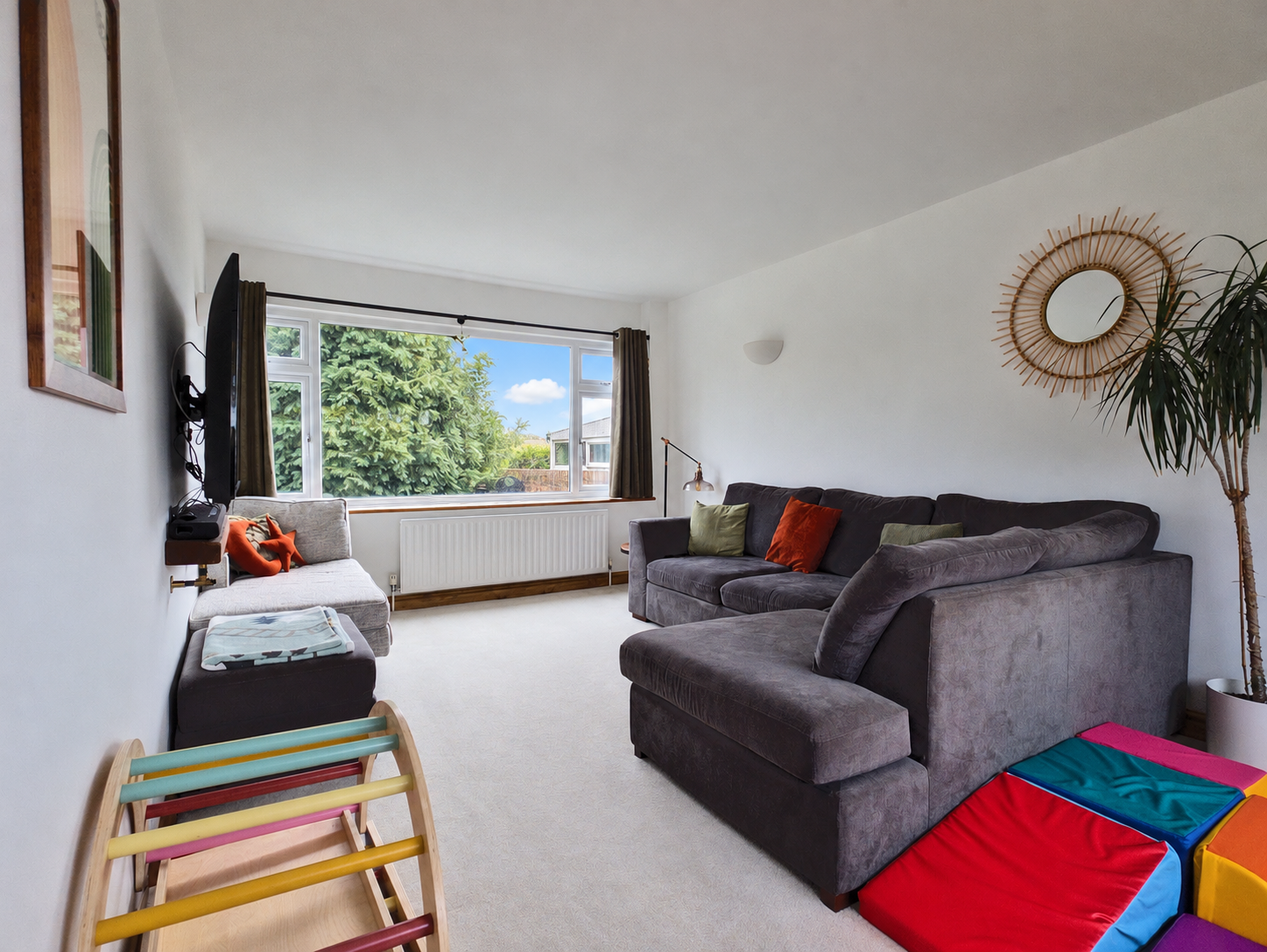 Semi Detached House for sale in Grantham, Pasture Close, Grantham, 925 m²