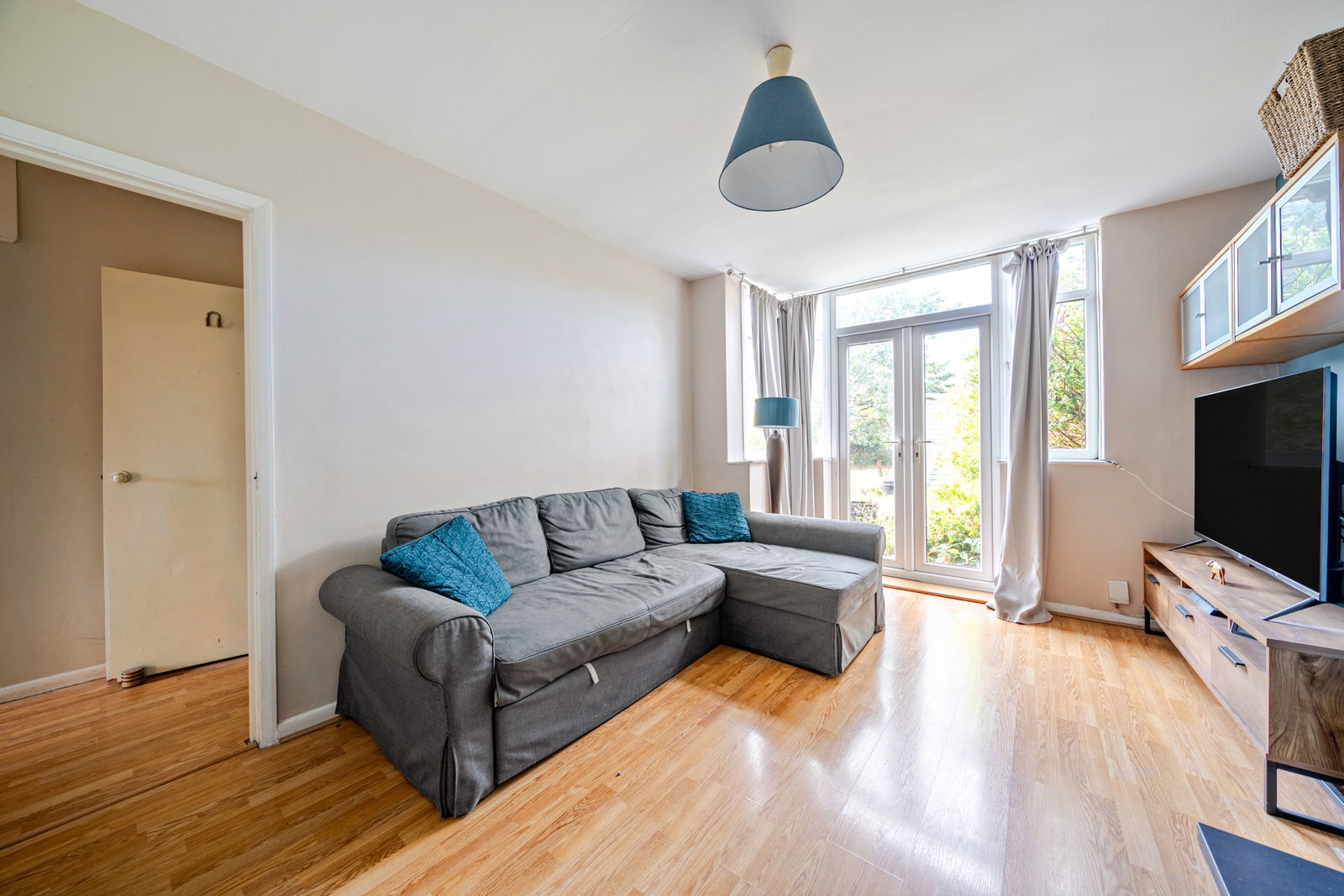 Semi Detached House for sale in York, Fifth Avenue, York, YO31 0PP, 1228 m²