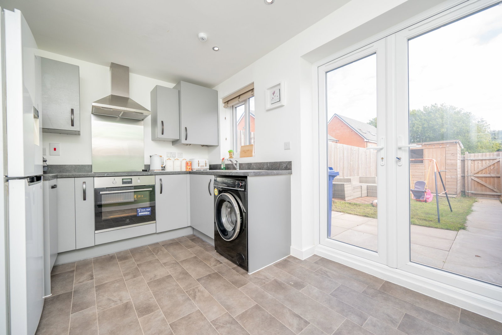 Terraced House for sale in Tipton, Swift Avenue, Tipton, West Midlands, DY4 8DD