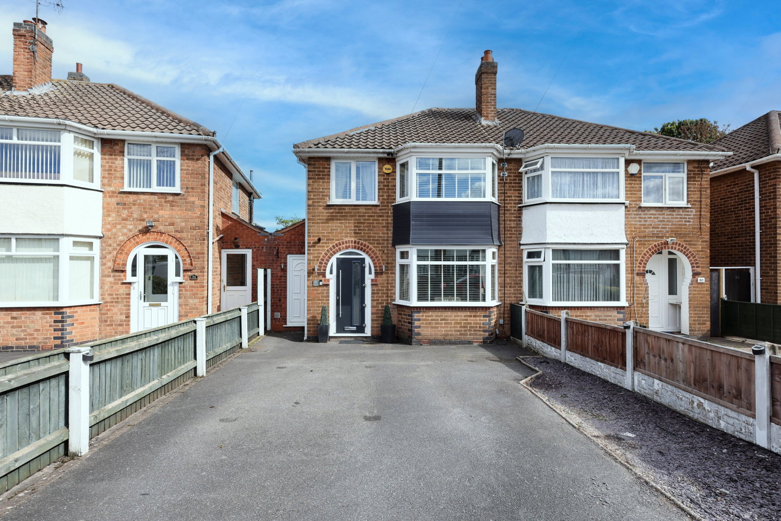 Semi Detached House for sale in Birmingham, Wyckham Road, Castle Bromwich, 807 m²
