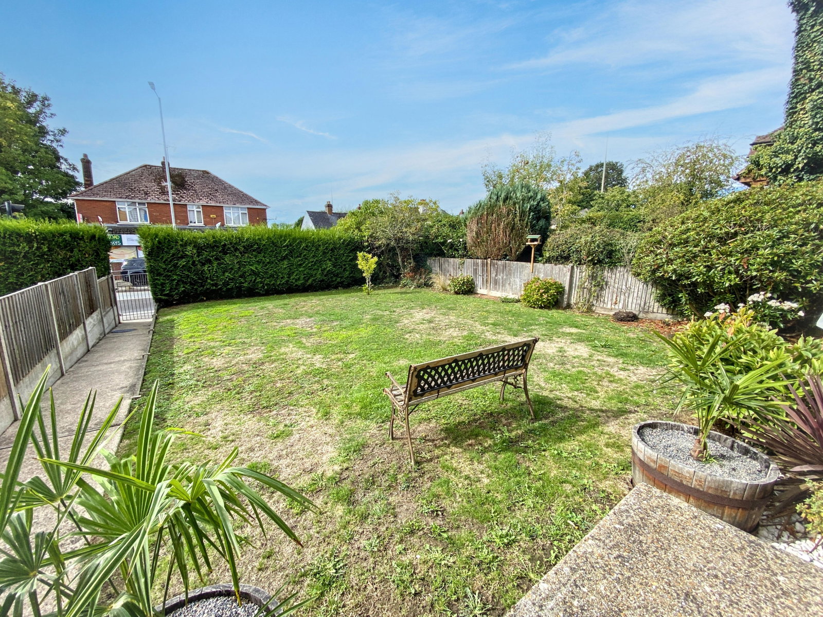 Detached House for sale in Ashford, Hythe Road, Willesborough, Ashford, TN24 0QQ, 1573 m²