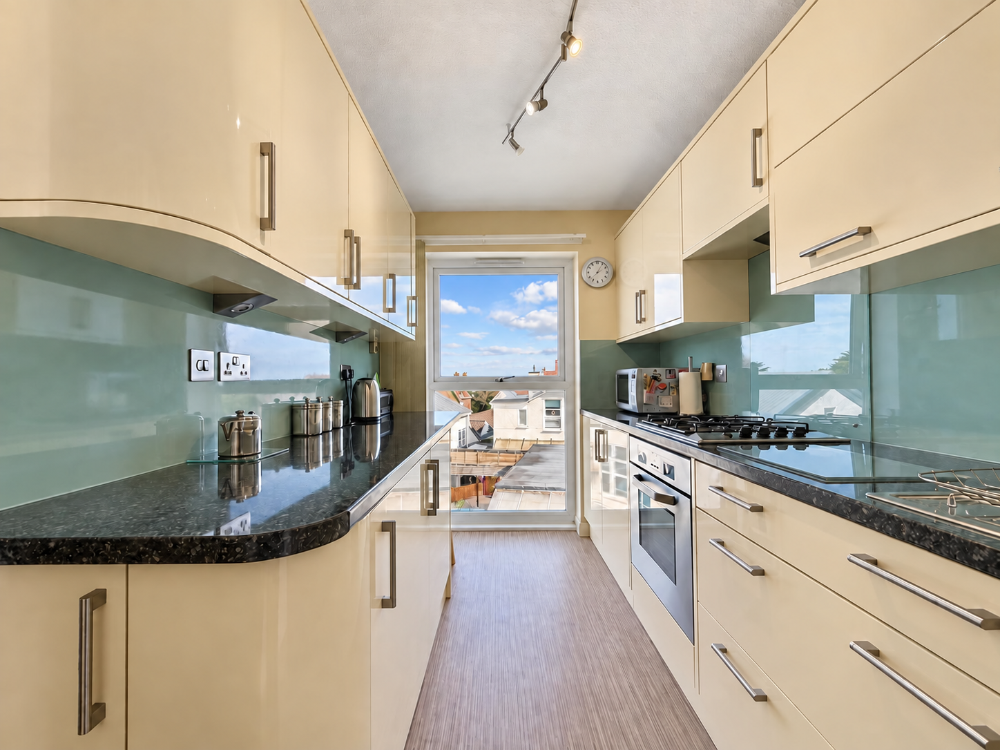 Flat for sale in Minehead, Bernard Crescent, Minehead