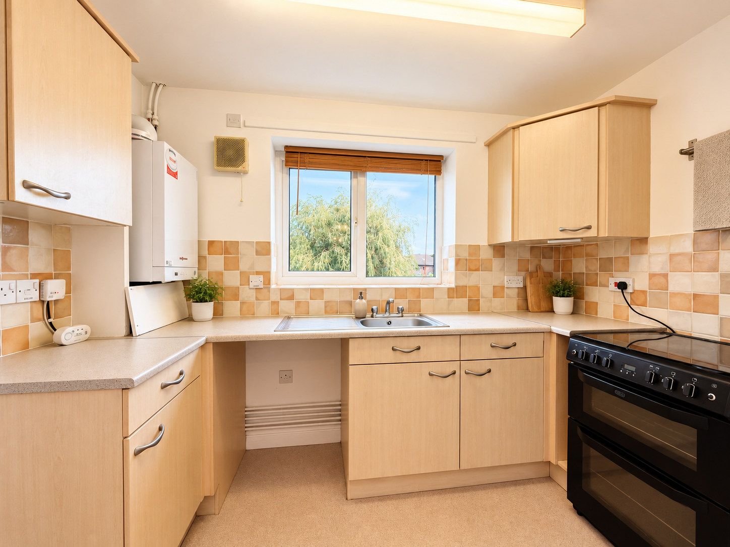 Flat for sale in Stockport, Millstone Close, Bredbury, Stockport, SK6 1DL