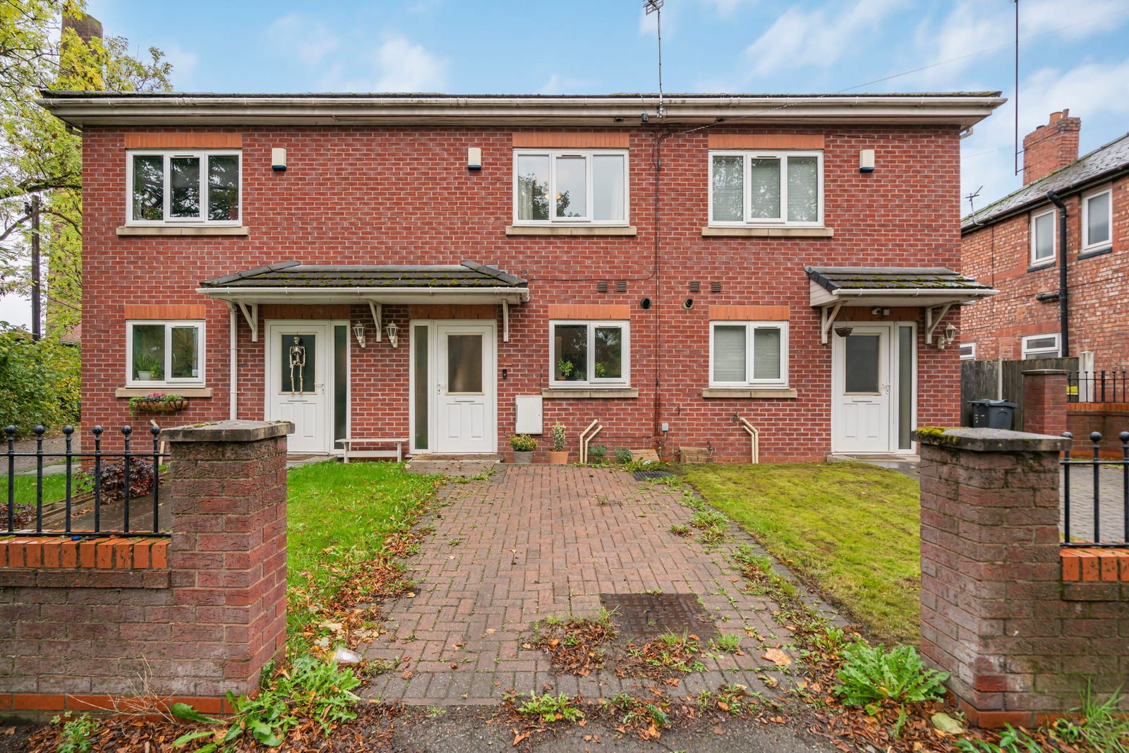Mews House for sale in Manchester, Mount Road, Manchester, M19 3HW, 793 m²