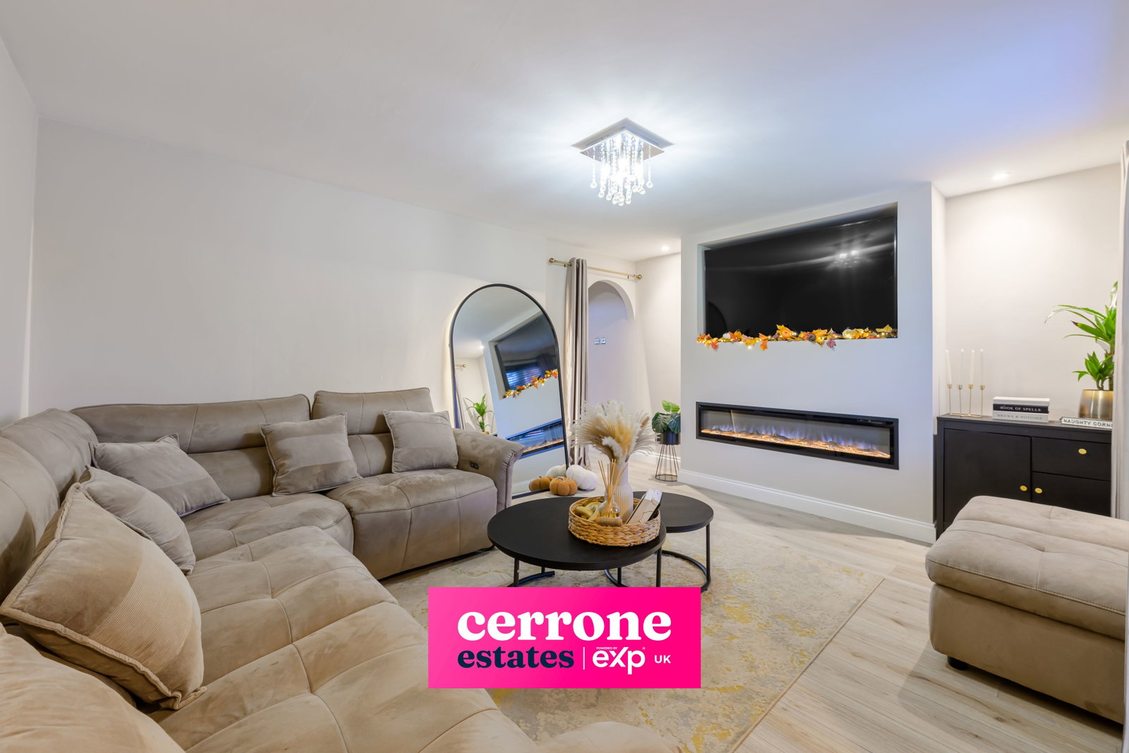 Detached House for sale in Redditch, Stoneleigh Close, Oakenshaw South, Redditch, B98 7YW, 980 m²