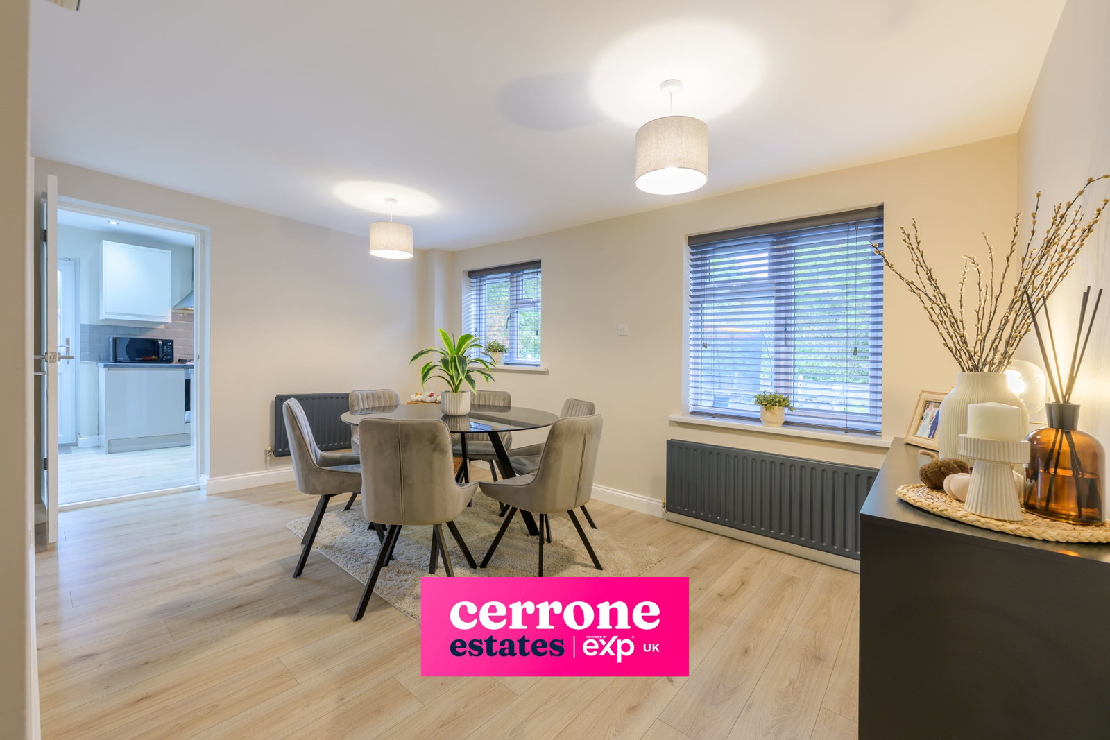 Detached House for sale in Redditch, Stoneleigh Close, Oakenshaw South, Redditch, B98 7YW, 980 m²