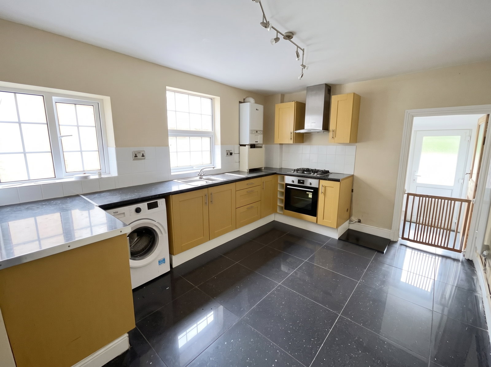 Terraced House for sale in Treorchy, Park Road, Treorchy, CF42 6HY