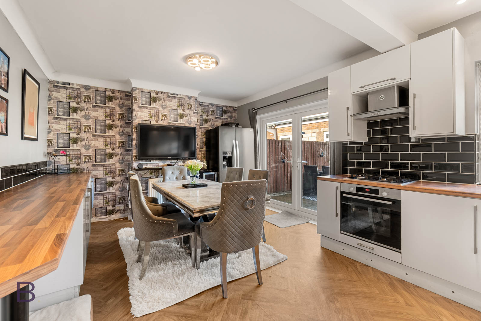 Detached House for sale in Bradford, Abb Scott Lane, Low Moor, Bradford, BD12 0HA, 1012 m²