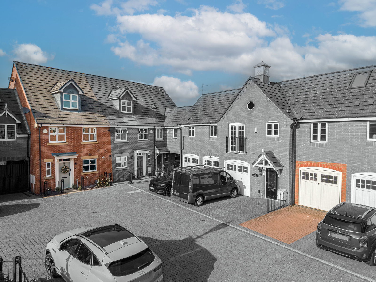 Town House for sale in Hinckley, Fosse Close, Burbage, LE10 2EH, 1499 m²