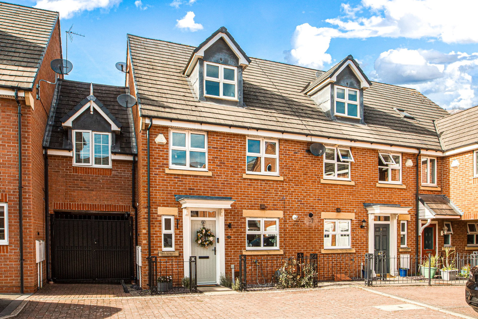 Town House for sale in Hinckley, Fosse Close, Burbage, LE10 2EH, 1499 m²