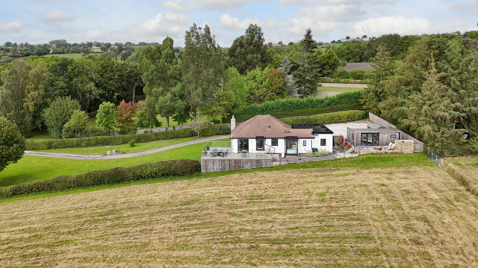 Bungalow for sale in Dronfield, Millthorpe Lane, Millthorpe, 1682 m²