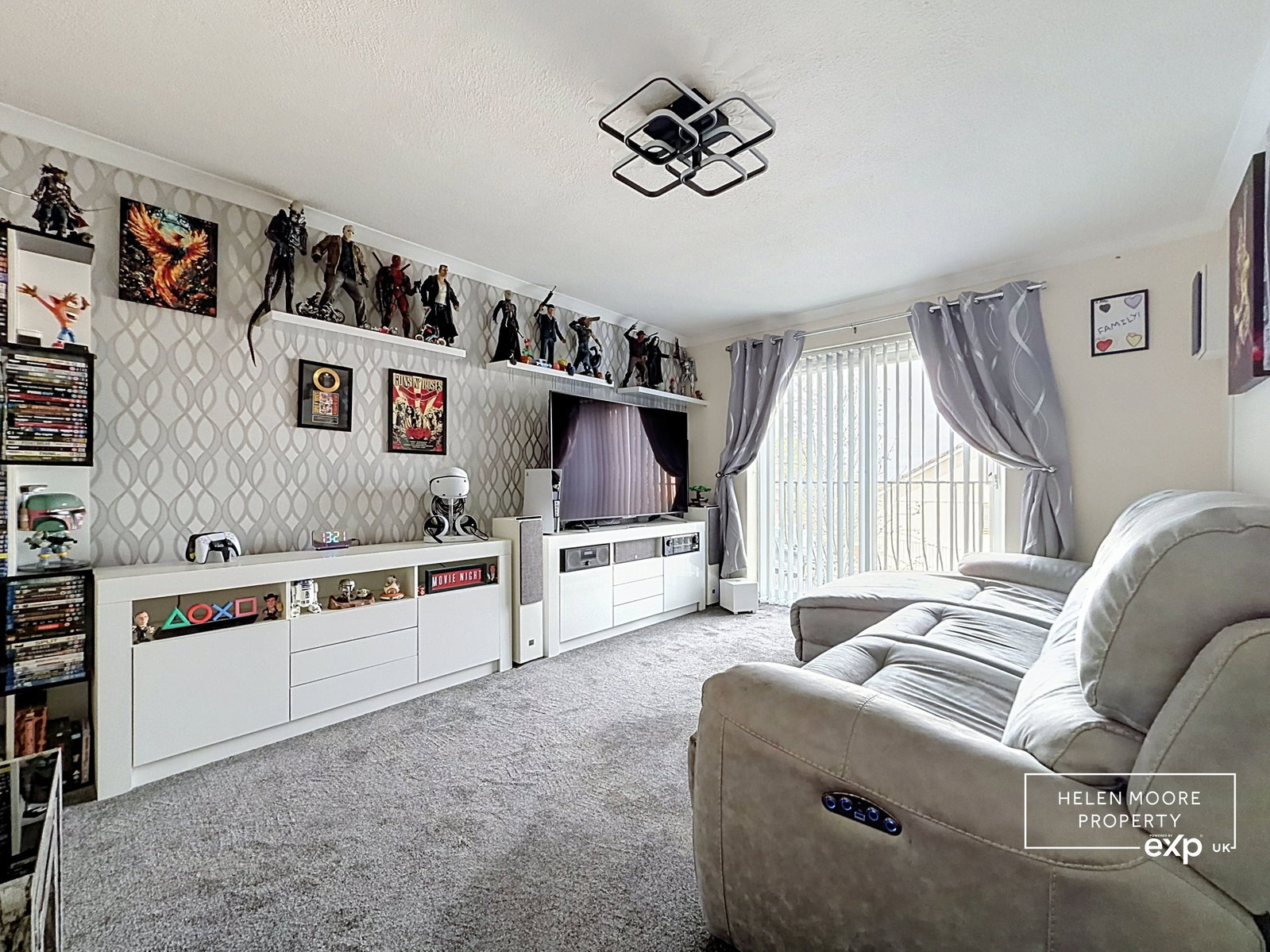 Flat for sale in Plymouth, Prestonbury Close, Widewell, Plymouth