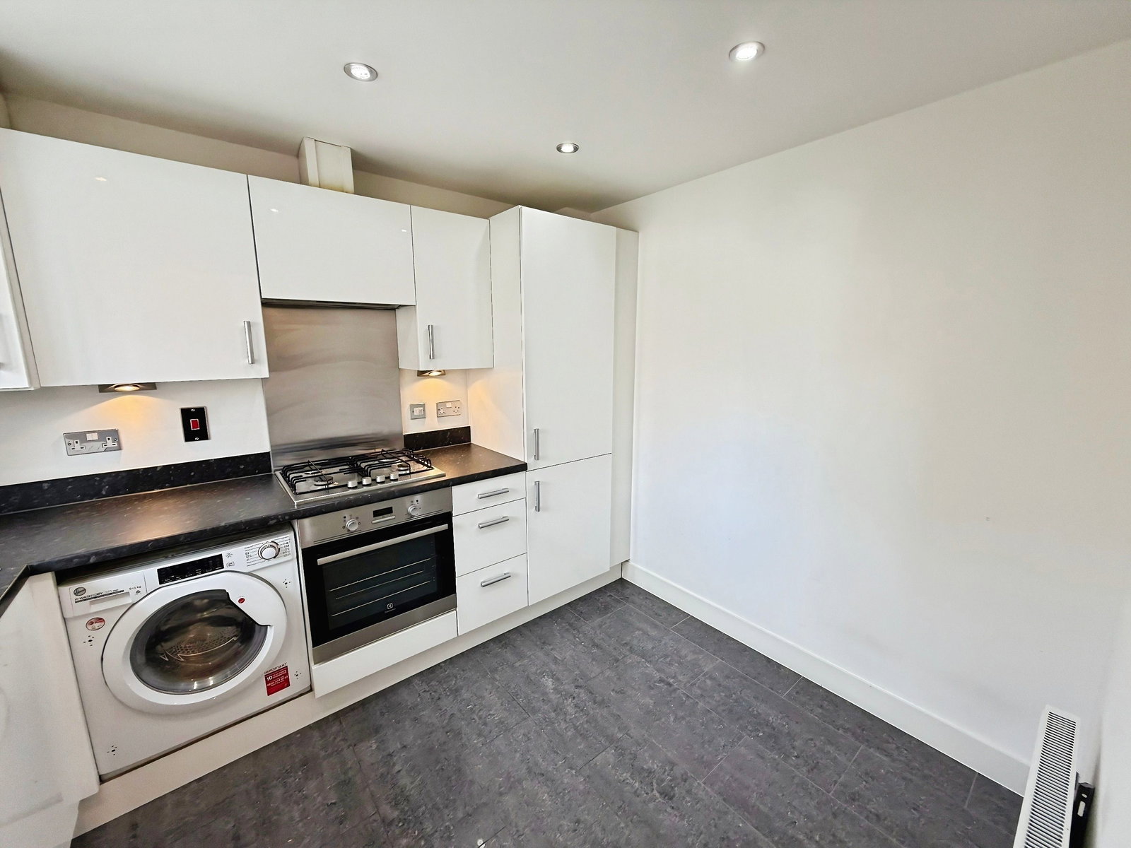 Semi Detached House for sale in Swansea, Ffordd Y Meillion, Penllergaer, Swansea, SA4 9FE