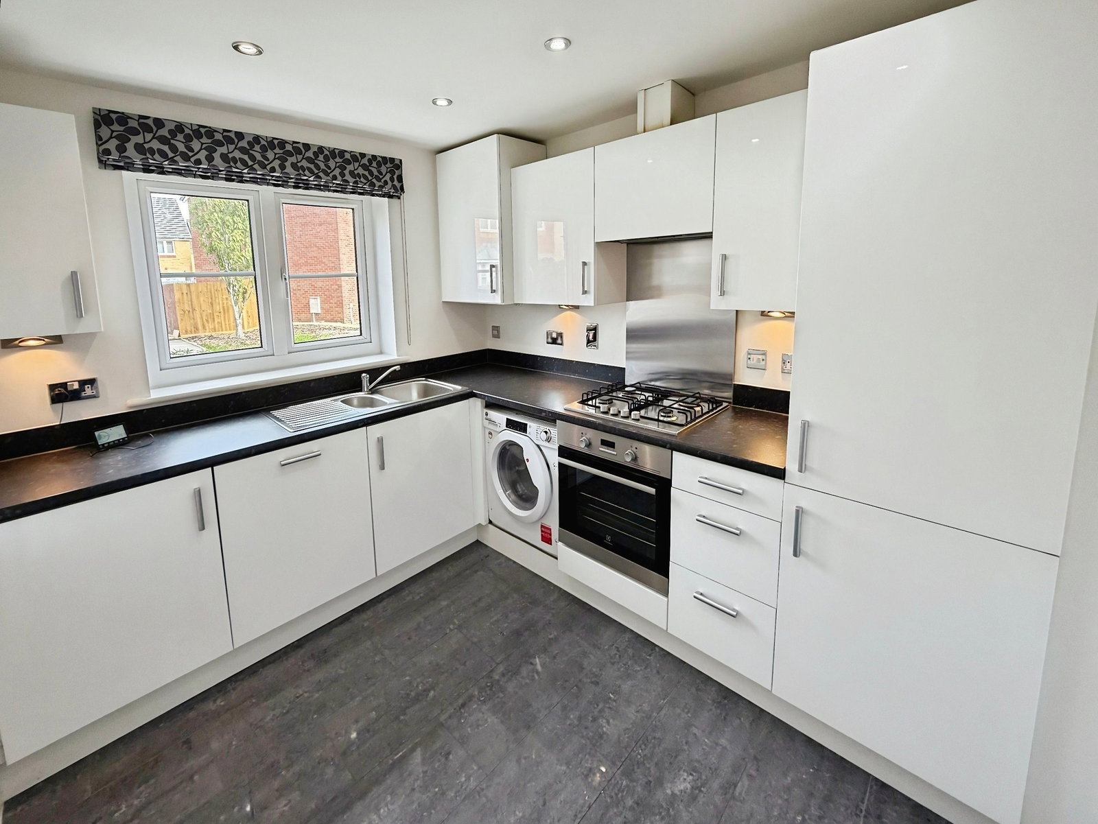 Semi Detached House for sale in Swansea, Ffordd Y Meillion, Penllergaer, Swansea, SA4 9FE