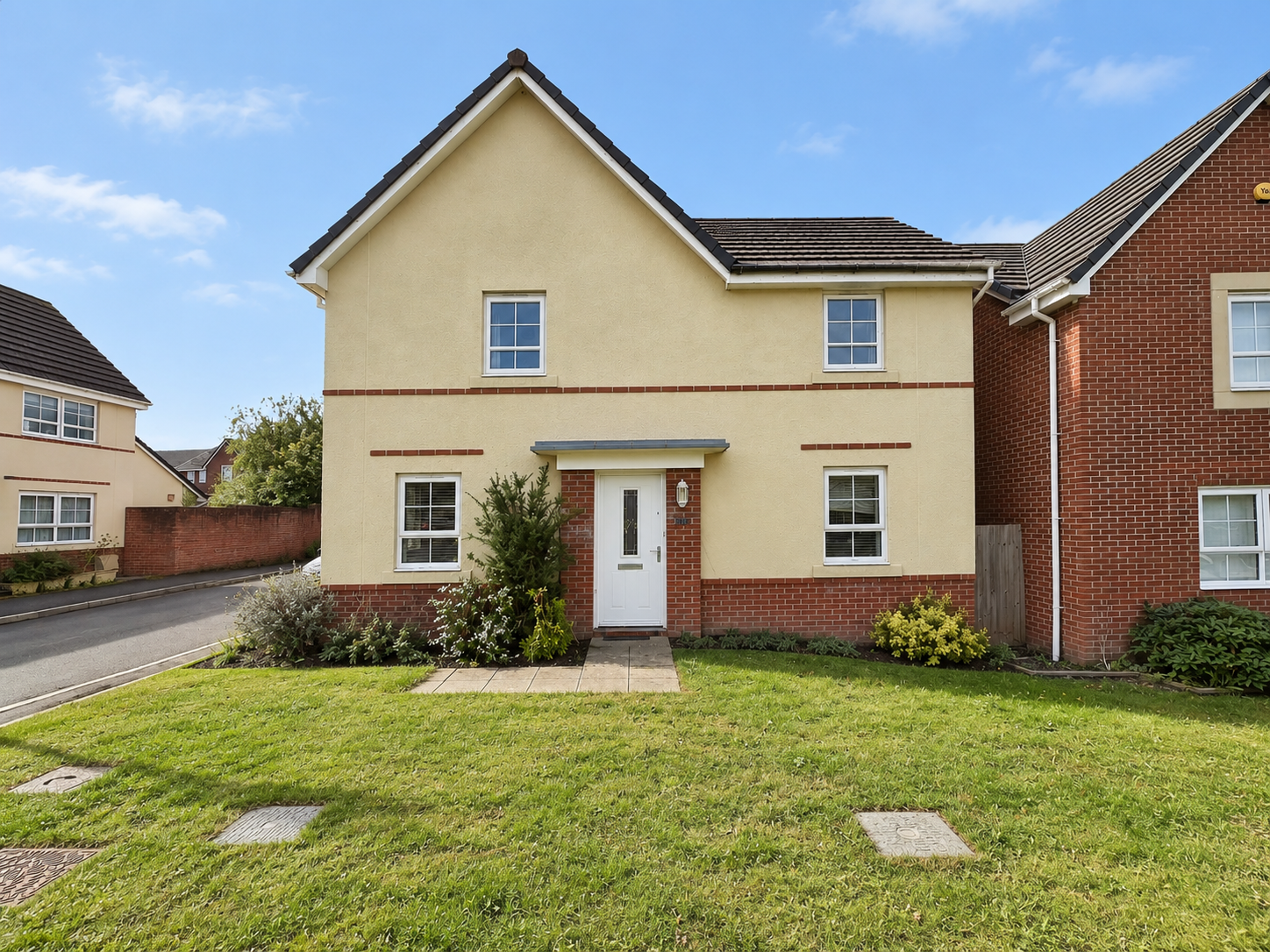 Detached House for sale in Swansea, Heol Pentre Bach, Gorseinon, Swansea, SA4 4AU
