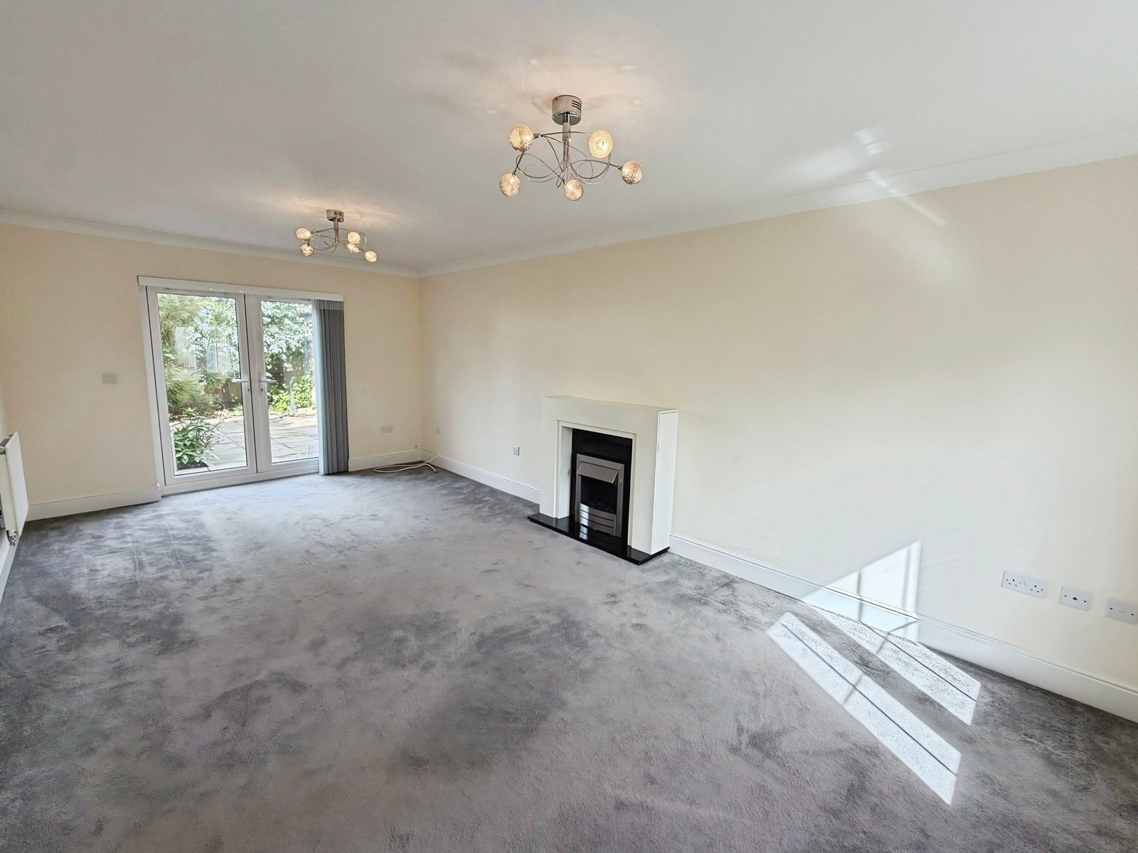 Detached House for sale in Llanelli, Rhes Brickyard Row, Llanelli, SA15 2DZ