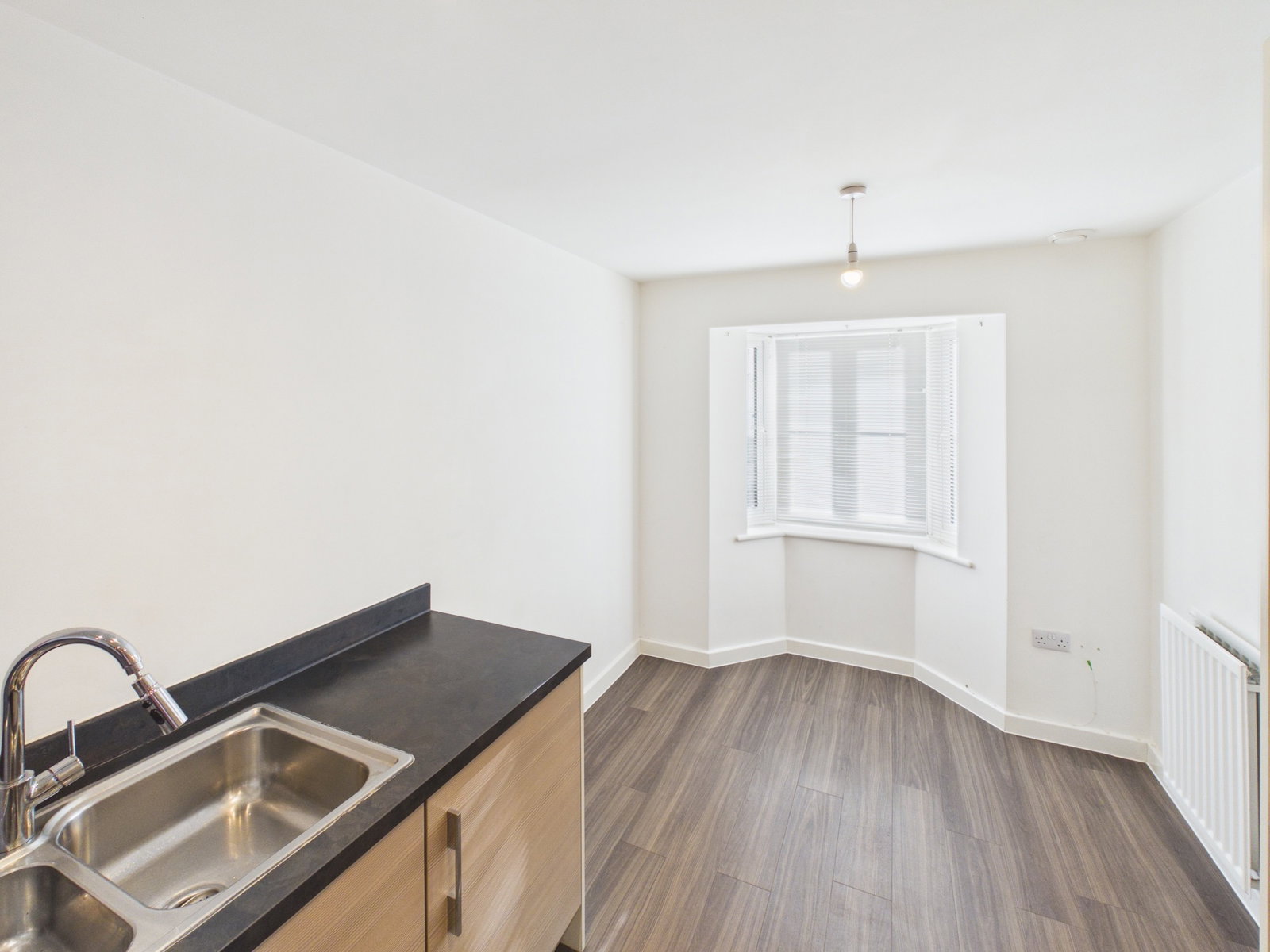Terraced House for sale in Stowmarket, Osprey Drive, Stowmarket, 1151 m²