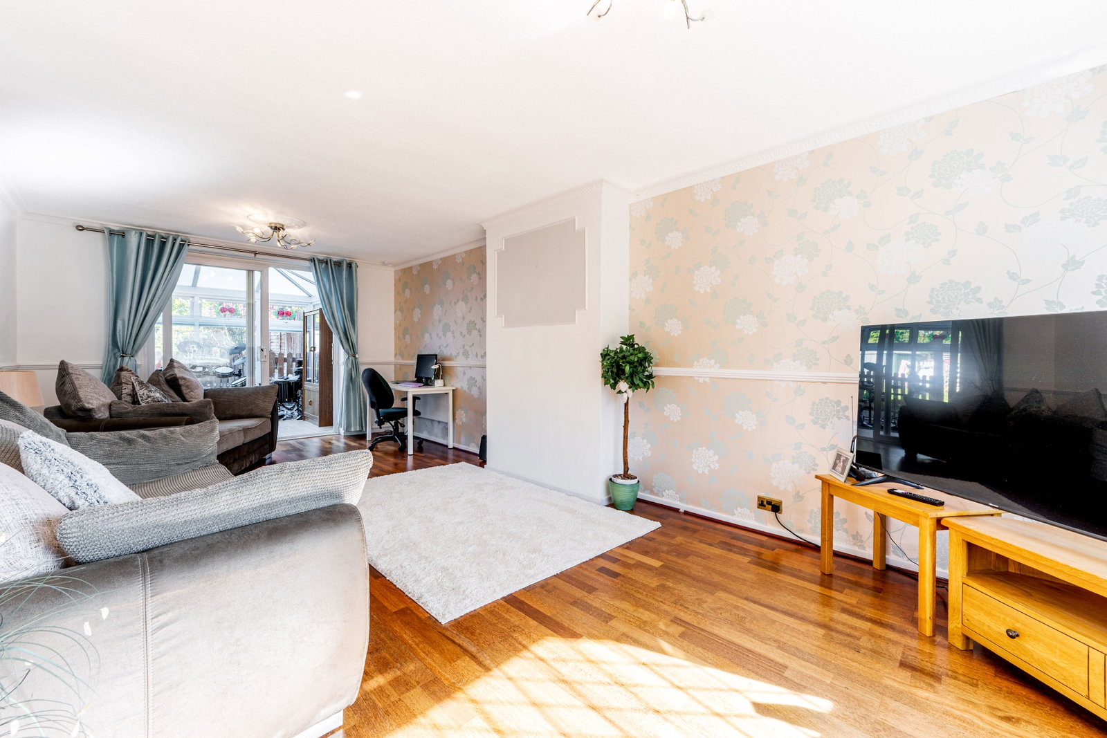 Semi Detached House for sale in Sutton Coldfield, Roughley Drive, Four Oaks, B75 6PW