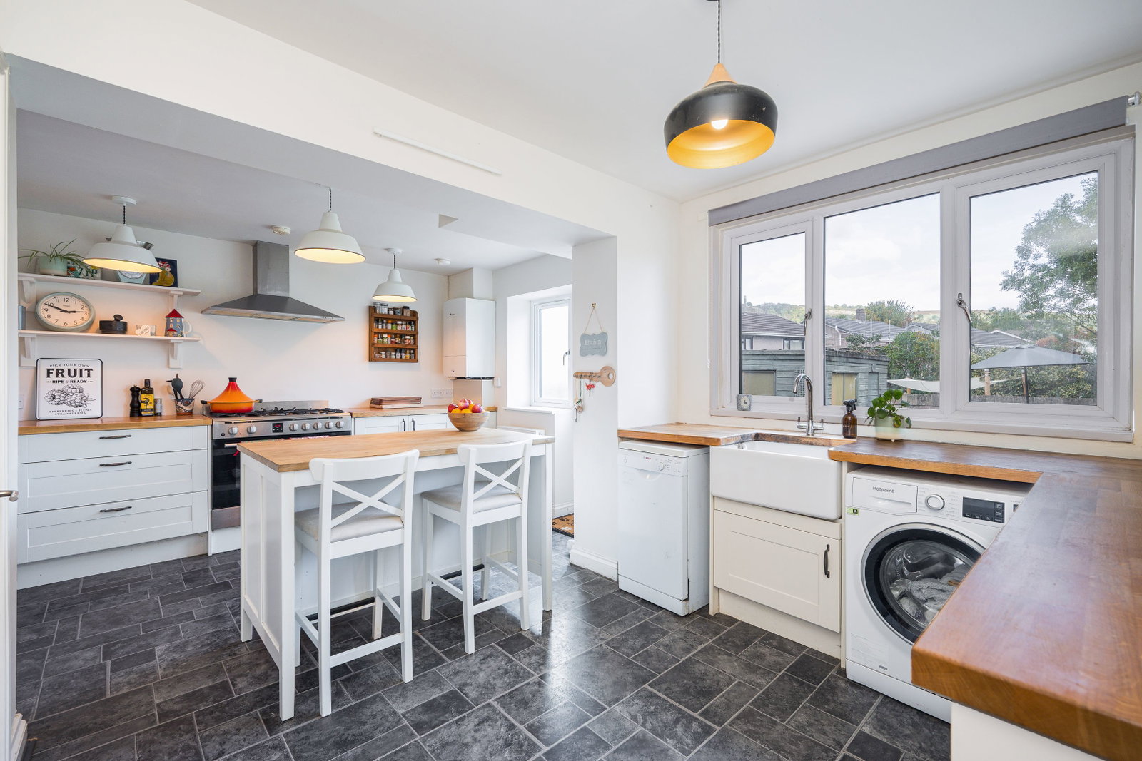 Semi Detached House for sale in Abergavenny, Kennelwood, Gilwern