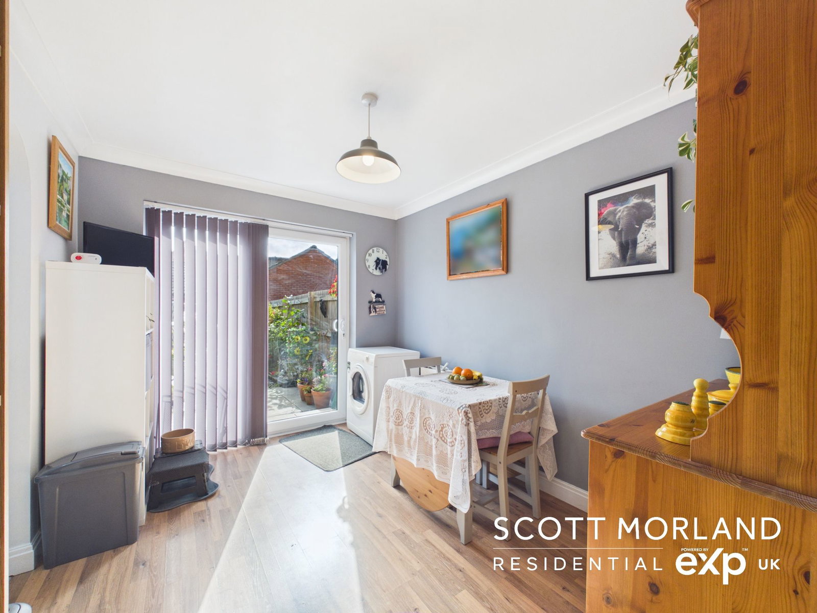 End Of Terrace House for sale in Basingstoke, Breadels Field, Beggarwood, Basingstoke, RG22 4RZ