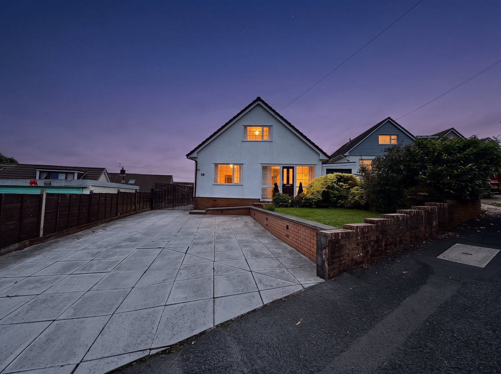 Detached House for sale in Blackwood, Hawthorn Drive, Pontllanfraith, Blackwood, NP12 2PP