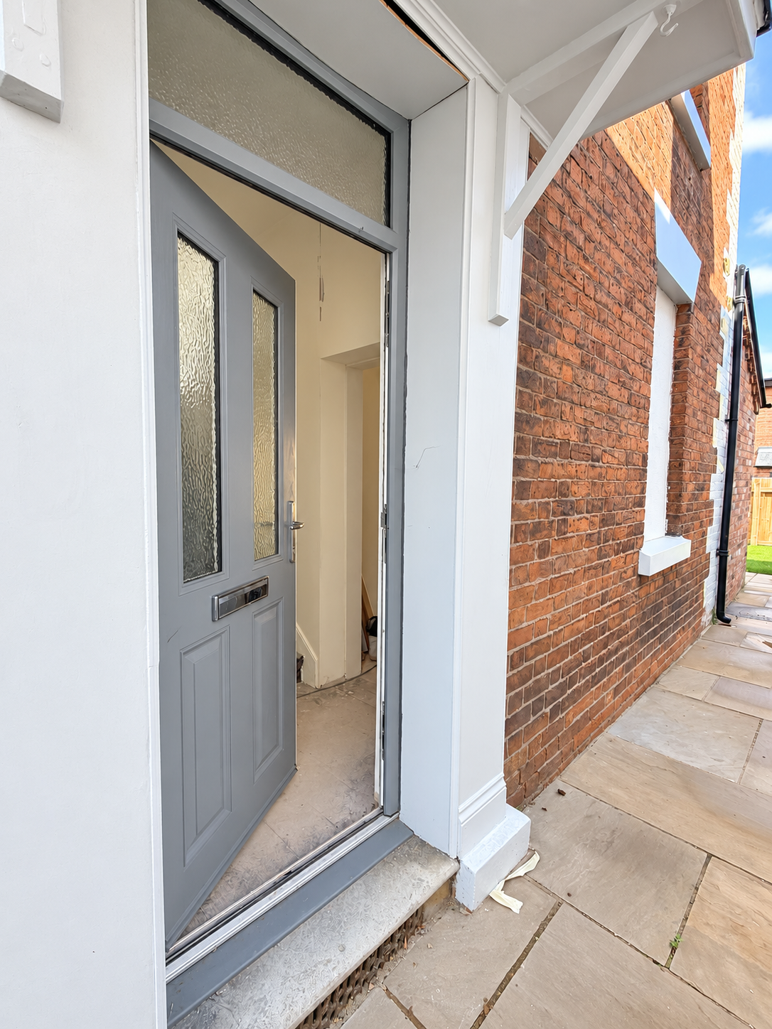 End Of Terrace House for sale in Oswestry, Period Townhouse - The Berwyn, Salop Road, Oswestry