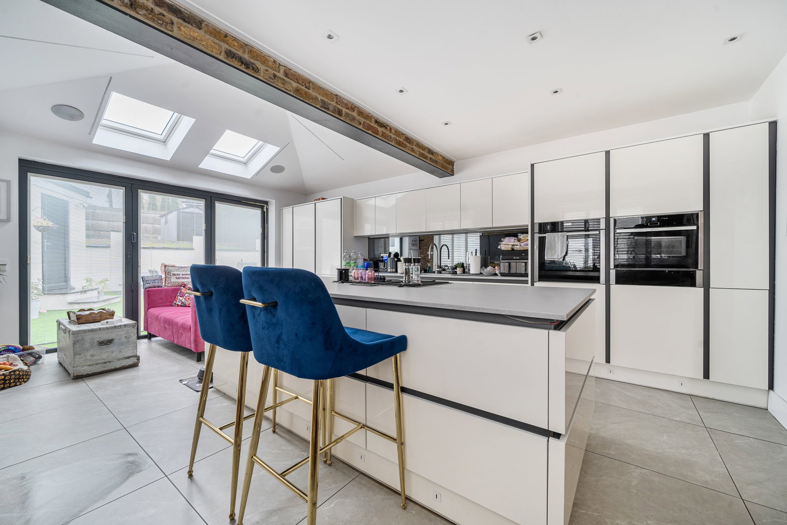 End Of Terrace House for sale in Borehamwood, Stapleton Road, Borehamwood, WD6