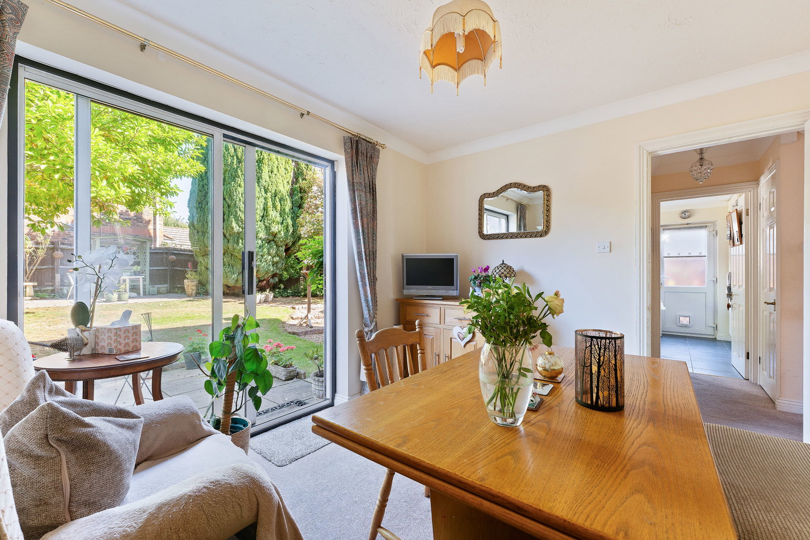 Detached House for sale in Salisbury, Myrrfield Road, Bishopdown, Salisbury, SP1, 1388 m²