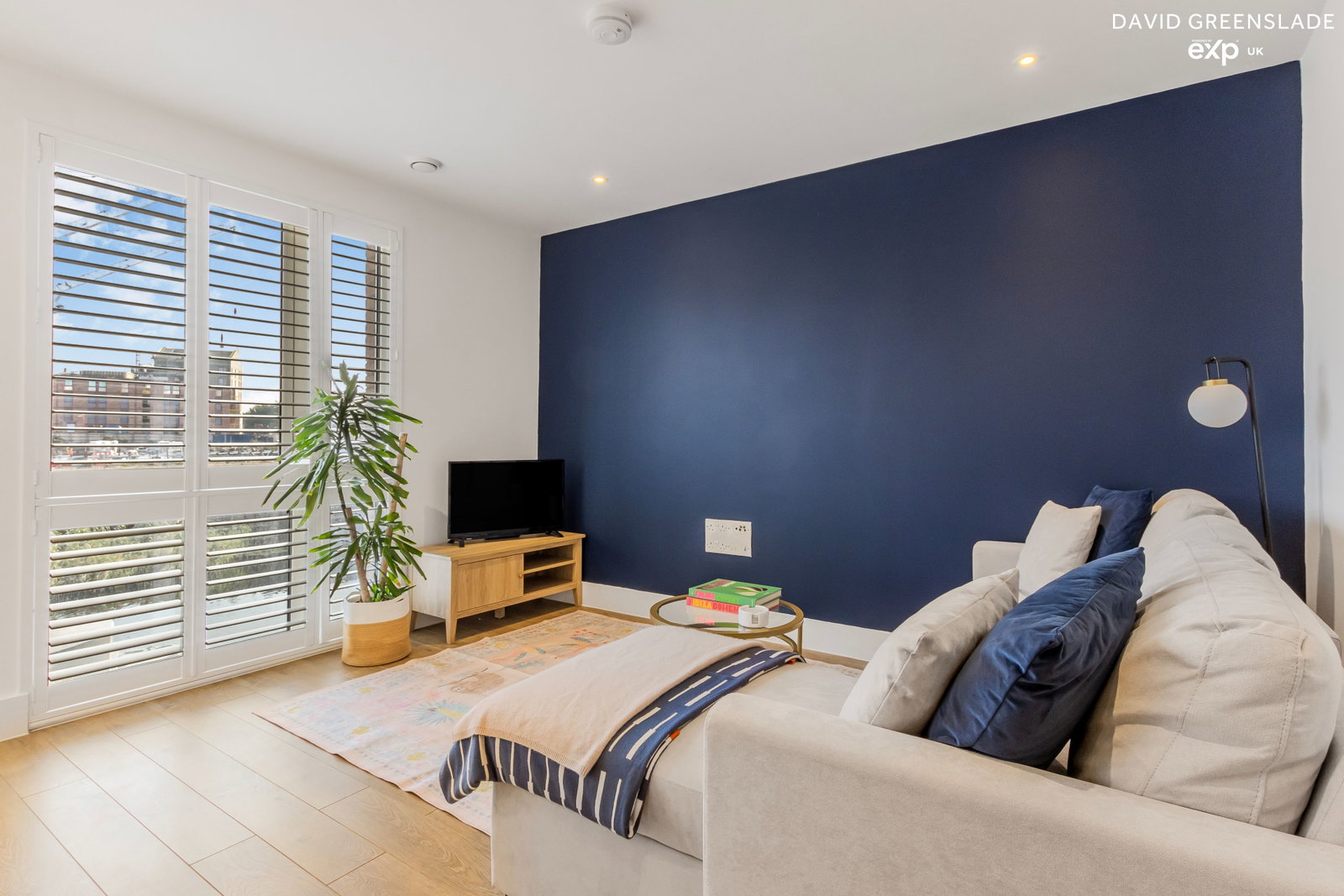 Apartment for sale in London, Vallans Court, Bow River Village, E3