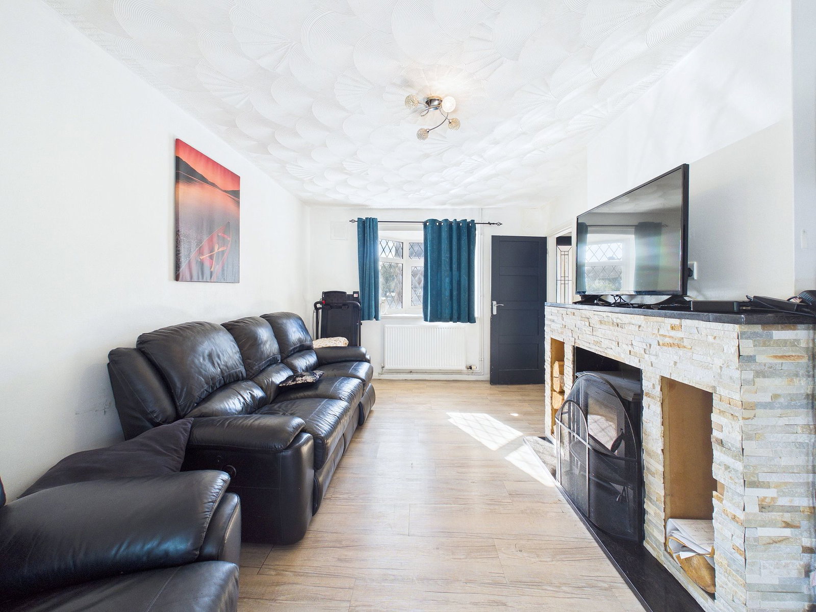 Semi Detached House for sale in Leicester, Bruins Walk, Oadby, 1053 m²