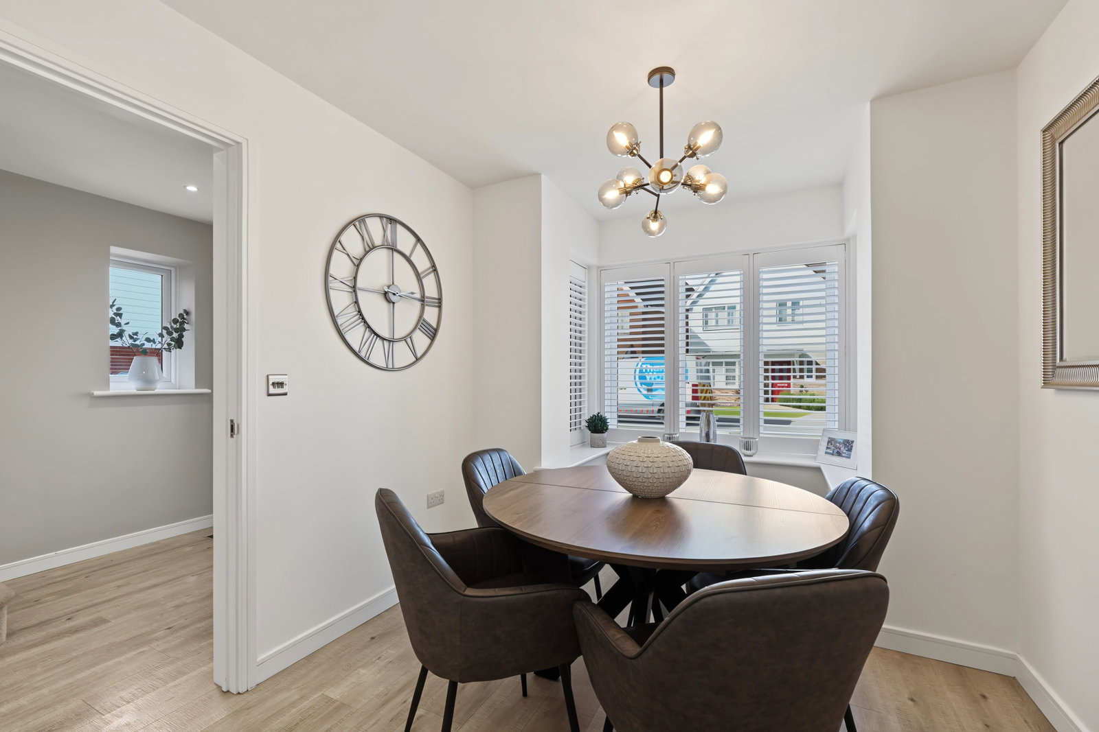 Semi Detached House for sale in Snodland, Manley Boulevard, Snodland, ME6 5SD, 1309 m²