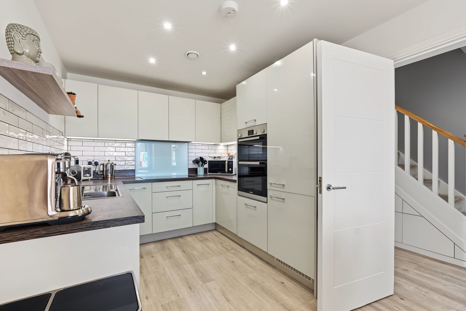 Semi Detached House for sale in Snodland, Manley Boulevard, Snodland, ME6 5SD, 1309 m²