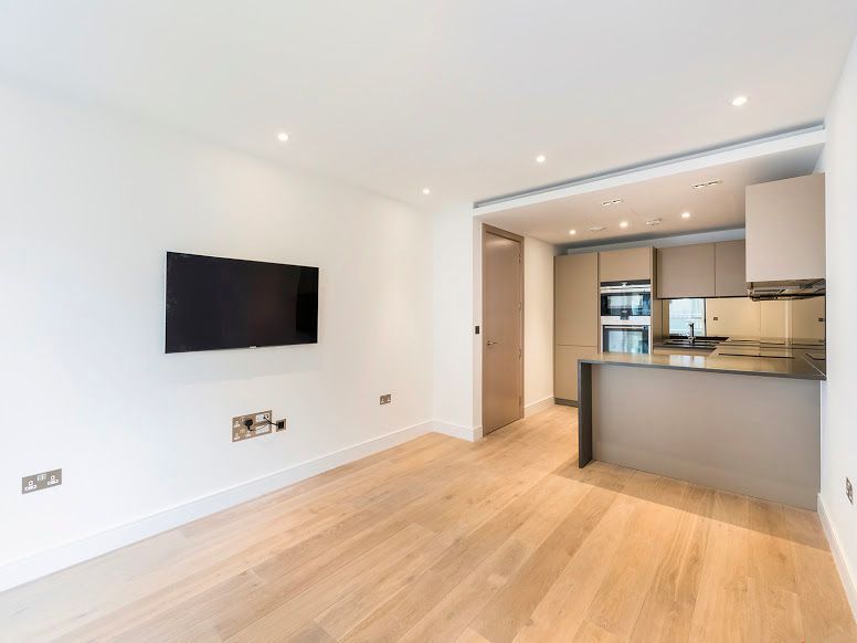 Flat for sale in London, Faulkner House, Fulham Reach, London W6, 516 m²