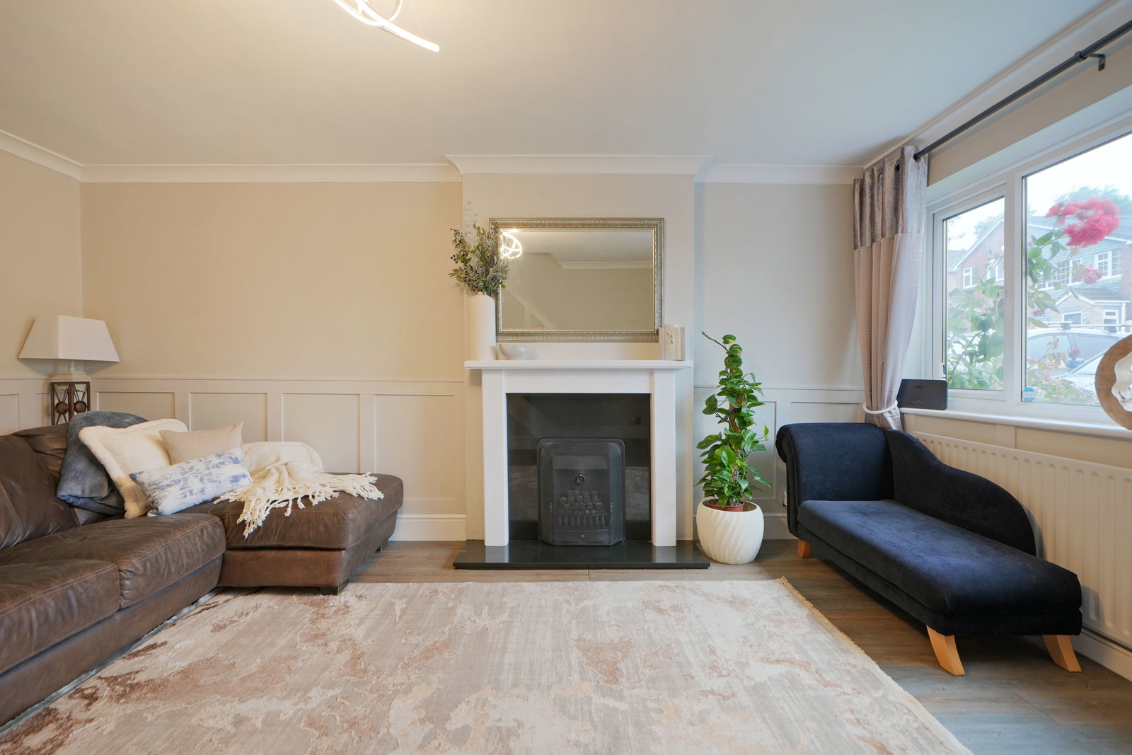 Semi Detached House for sale in Sheffield, Eden Drive, Loxley S6, 746 m²