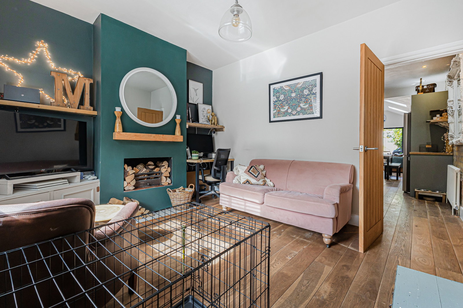 Terraced House for sale in Swanley, Cray Road, Crockenhill, Swanley, 1049 m²