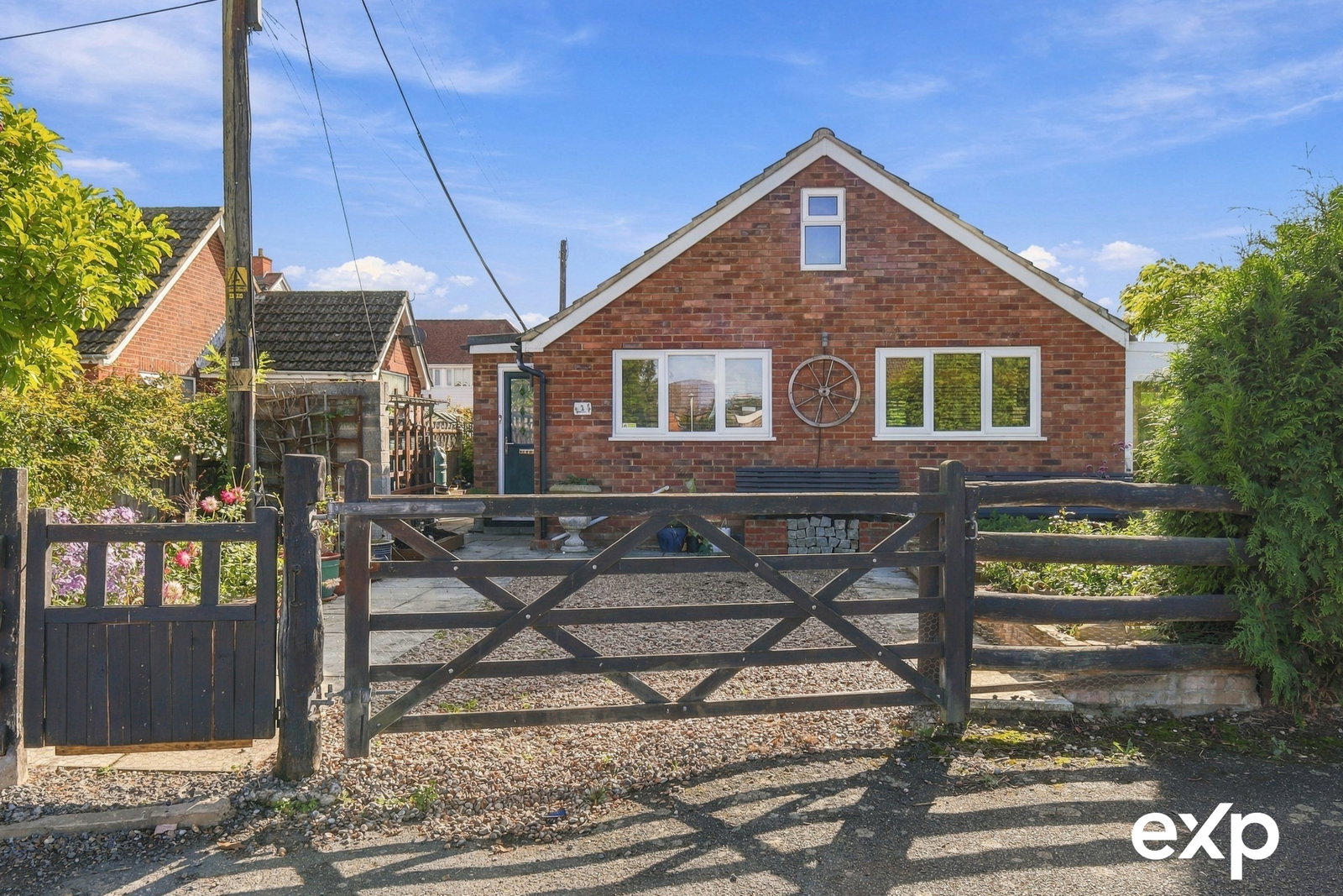 Terraced Bungalow for sale in Romney Marsh, King Street, Romney Marsh, TN29, 7713 m²