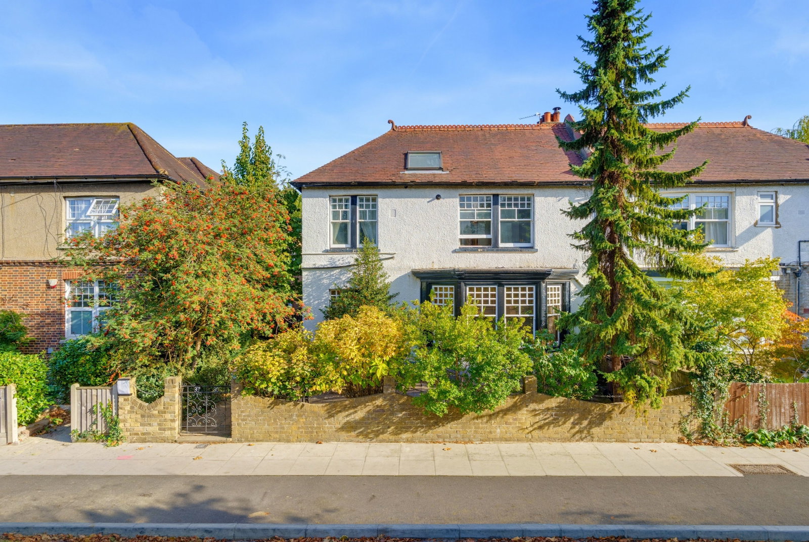 Flat for sale in Mitcham, Mitcham Park, Mitcham, CR4, 546 m²
