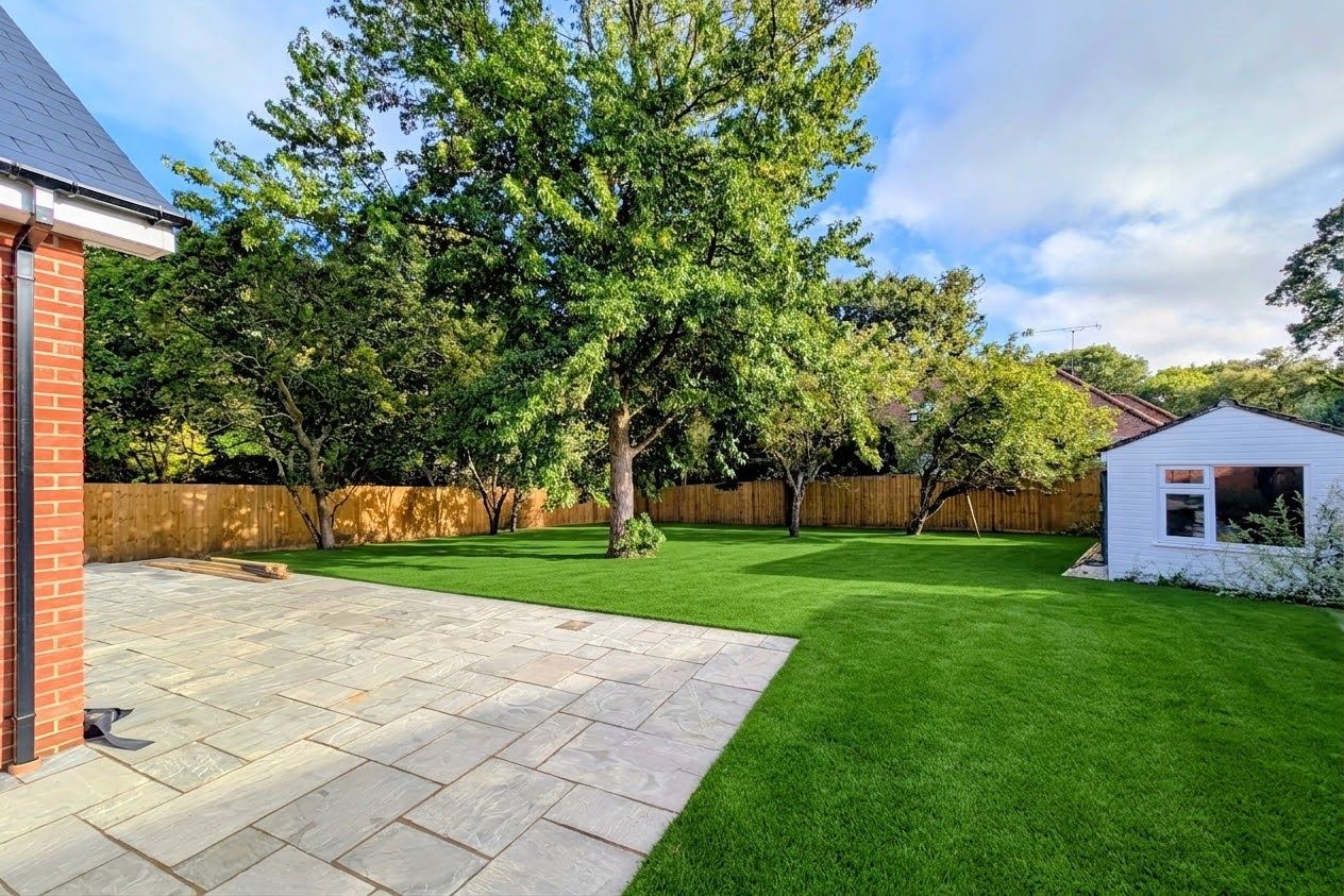 Detached House for sale in Bournemouth, Headswell Crescent, Bournemouth, BH10 6LH, 1600 m²