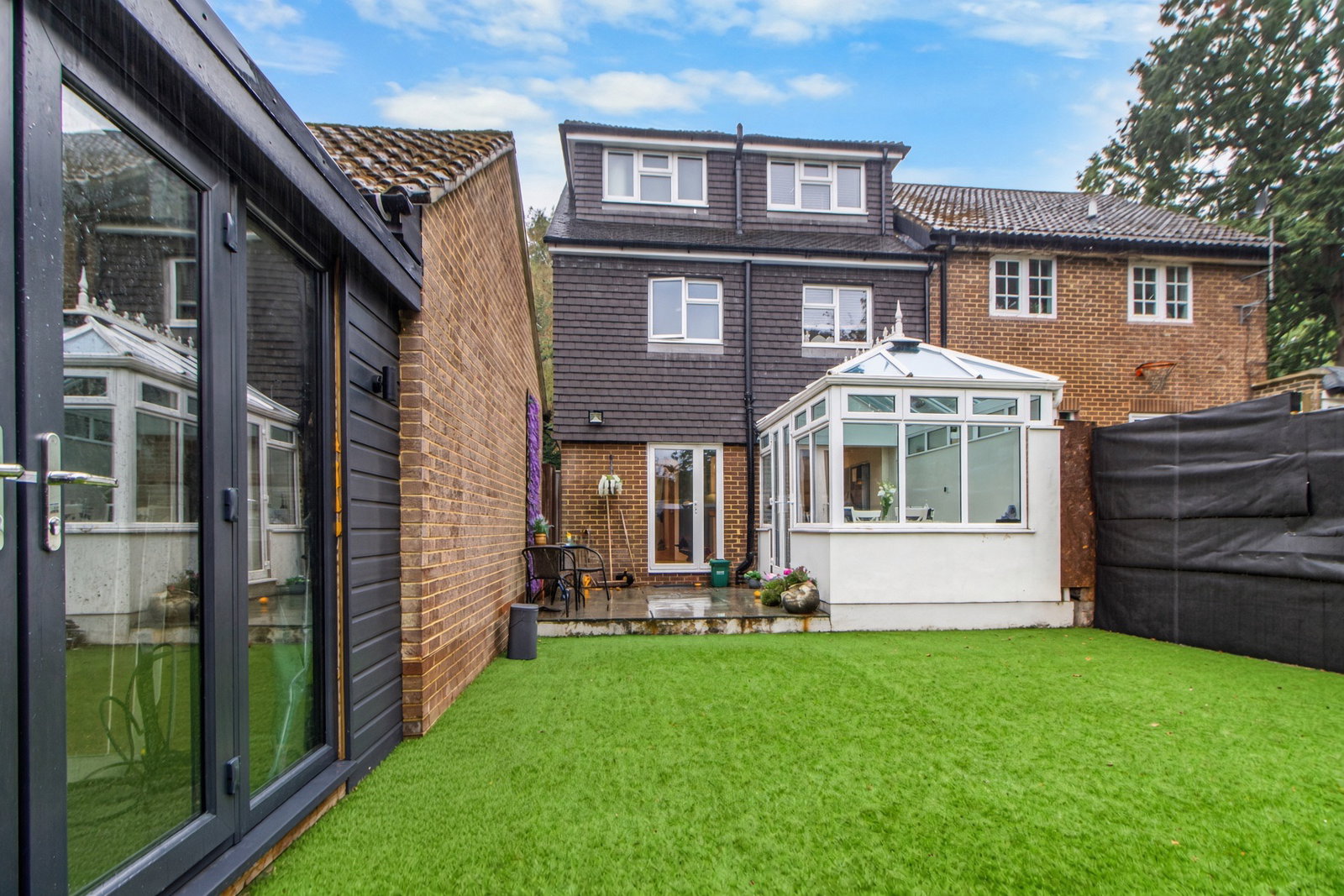 Semi Detached House for sale in East Grinstead, Springfield, East Grinstead, RH19 2RT