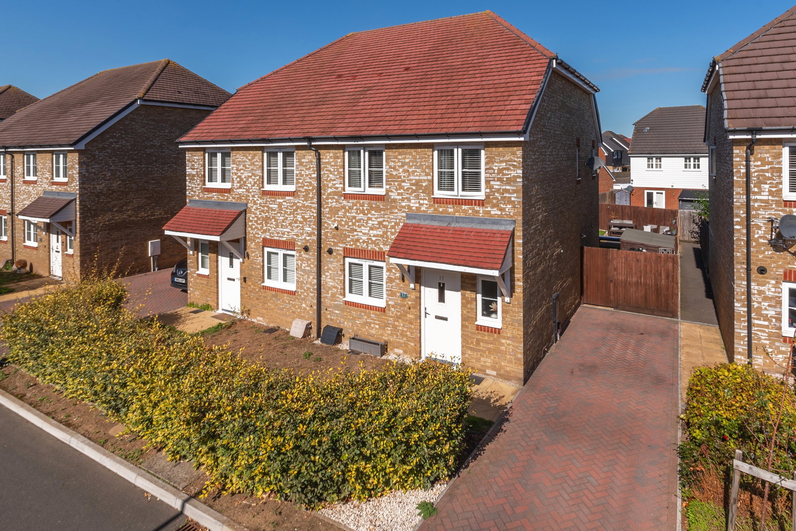 Semi Detached House for sale in Sittingbourne, Haffenden Avenue, Sittingbourne, ME10 3FQ