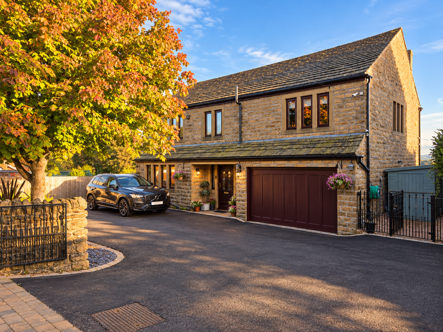 Detached House for sale in Halifax, Whitehill Road, Halifax, HX2 9HD