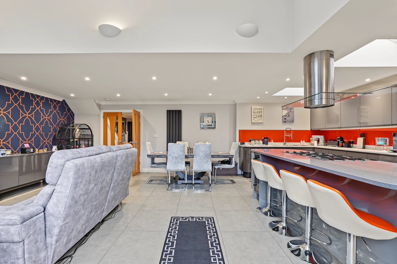 Semi Detached House for sale in Sittingbourne, Doubleday Drive, Bapchild, Sittingbourne, ME9 9PJ