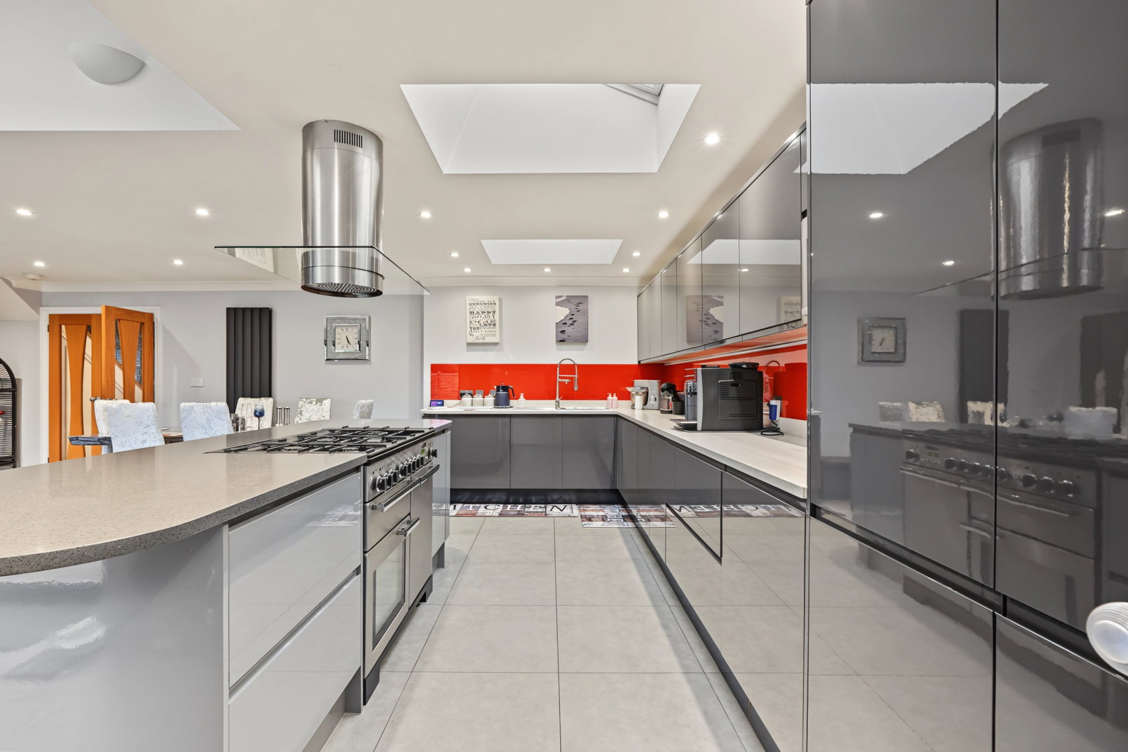 Semi Detached House for sale in Sittingbourne, Doubleday Drive, Bapchild, Sittingbourne, ME9 9PJ